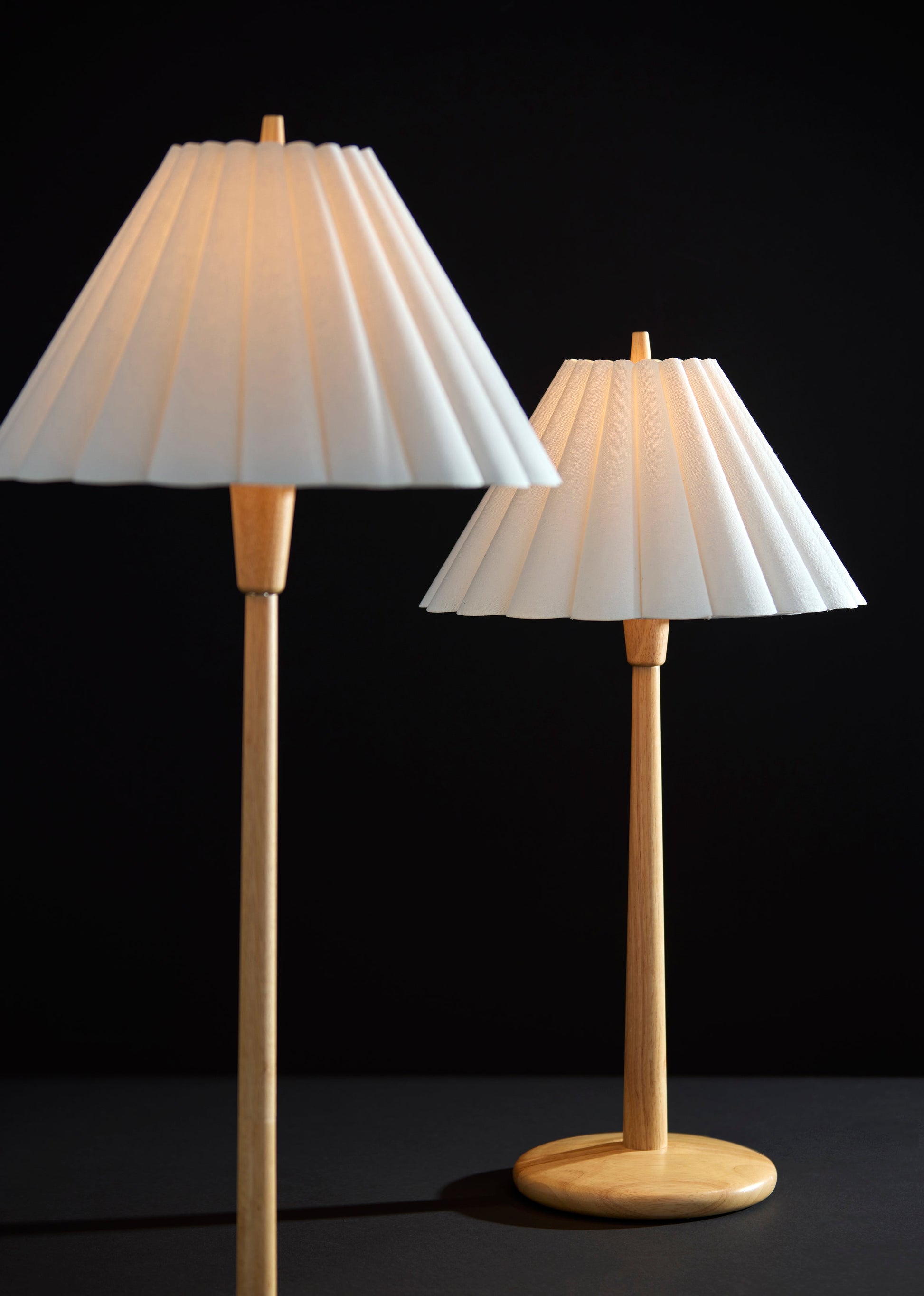 Scallop Table Lamp- Natural-Lighting-DECOROLALA