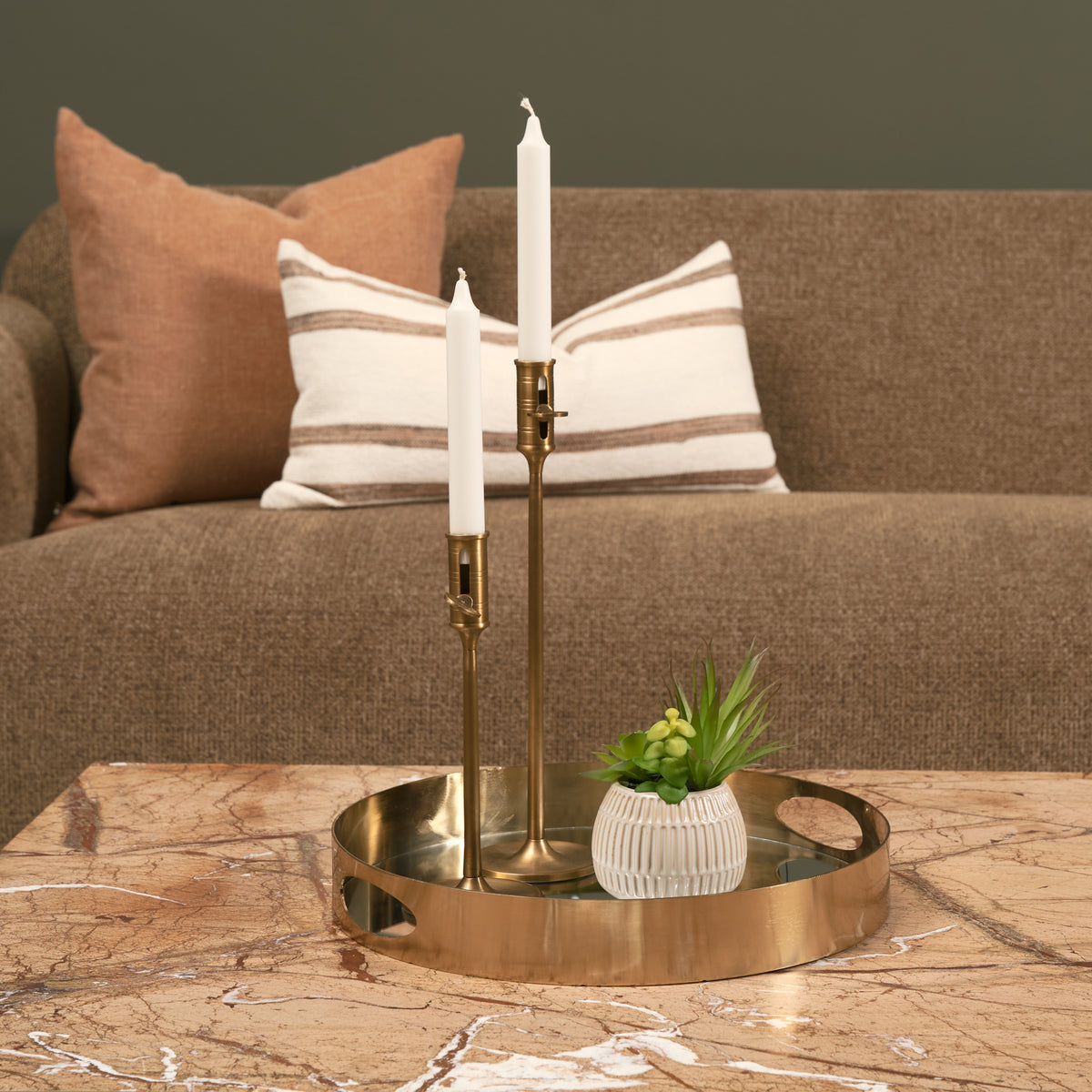 Serkis 15L x 15W Gold Metal Mirrored Base Round Tray-Trays-DECOROLALA