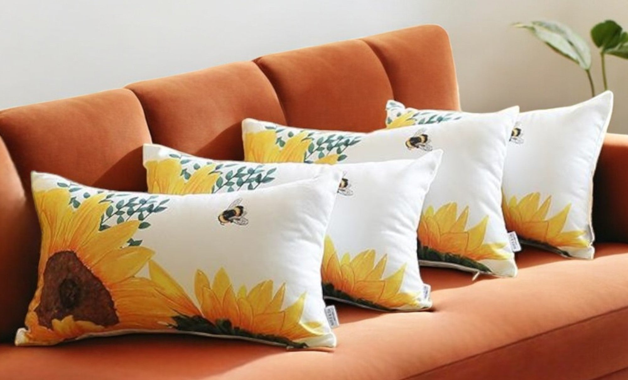 Set Of 4 20" Sunflower Bee Lumbar Pillow Cover In Multicolor-Accent Throw Pillows-DECOROLALA