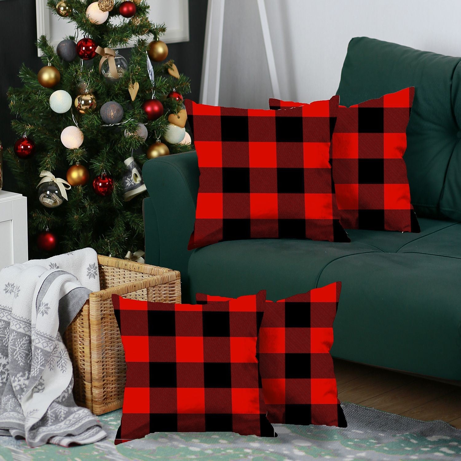 Set Of Four 18 X 18 Red And Black Plaid Zippered Polyester Christmas Throw Pillow-Accent Throw Pillows-DECOROLALA