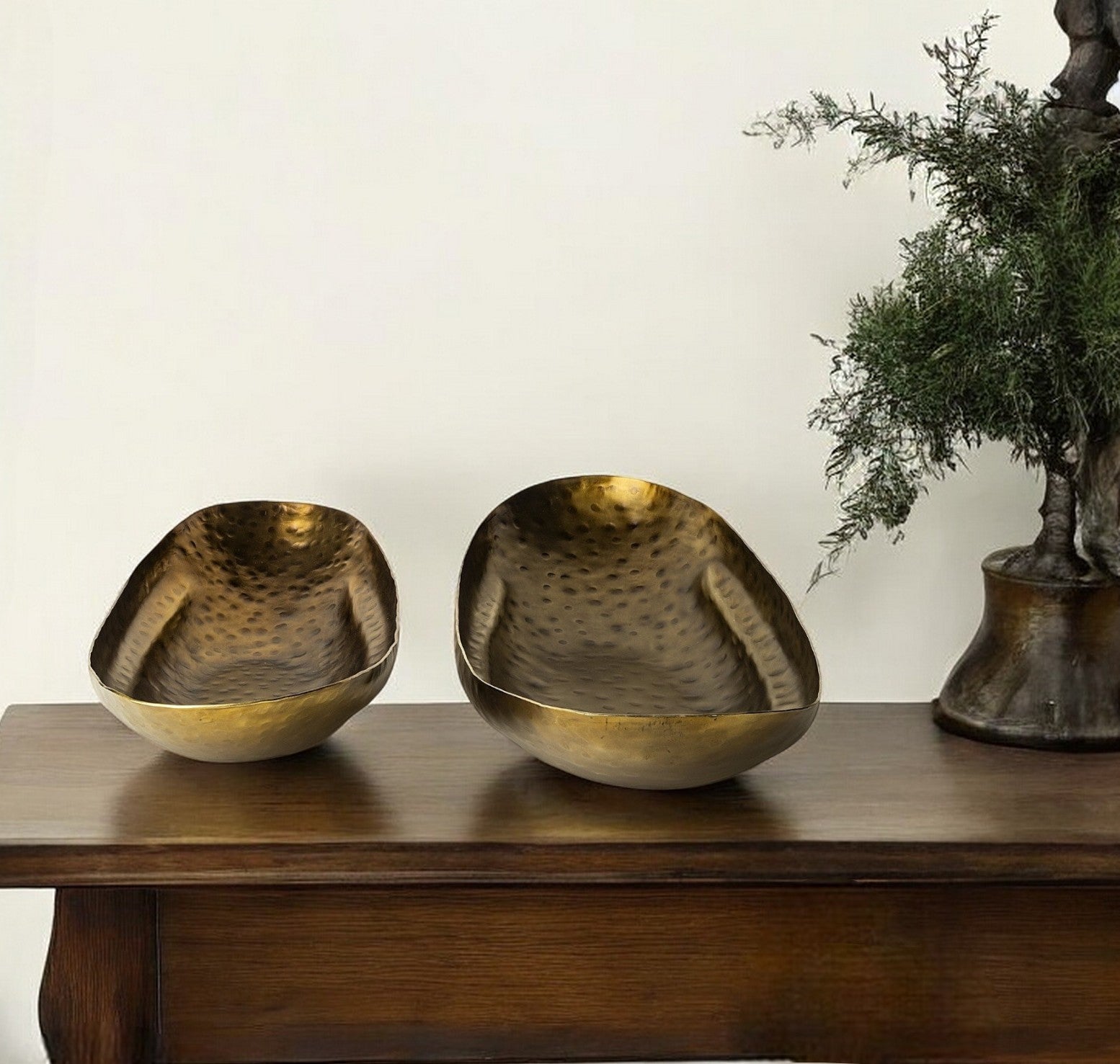 Set of Two Gold Hammered Metal Boat Shaped Decorative Bowls-Sculptures-DECOROLALA