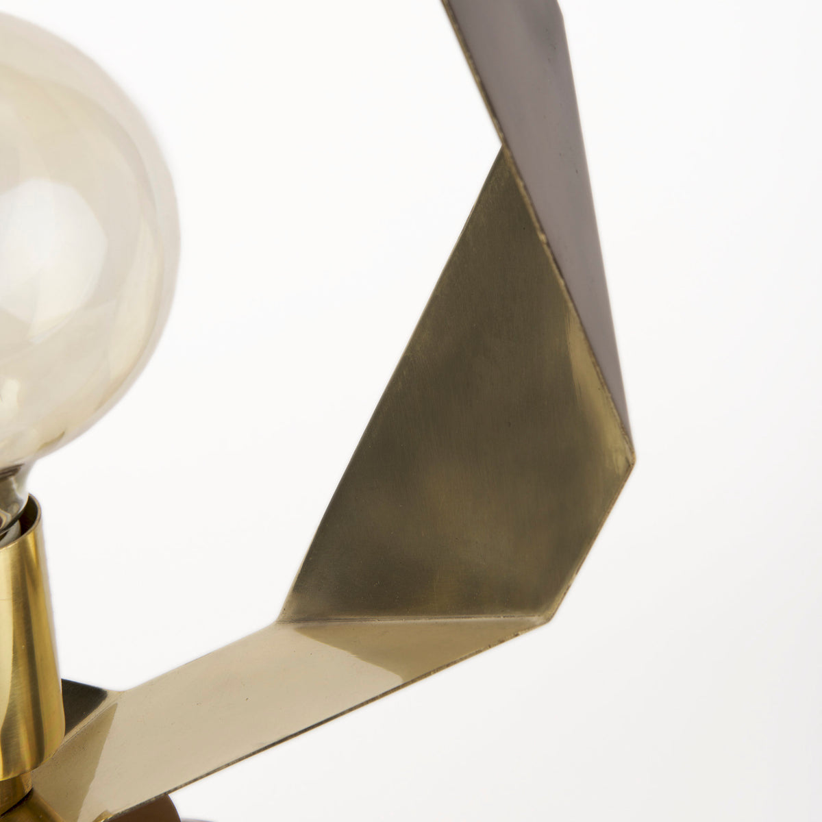 Shamir 15L x 15W Gold Geometric Metal Table Lamp-Table Lamps-DECOROLALA