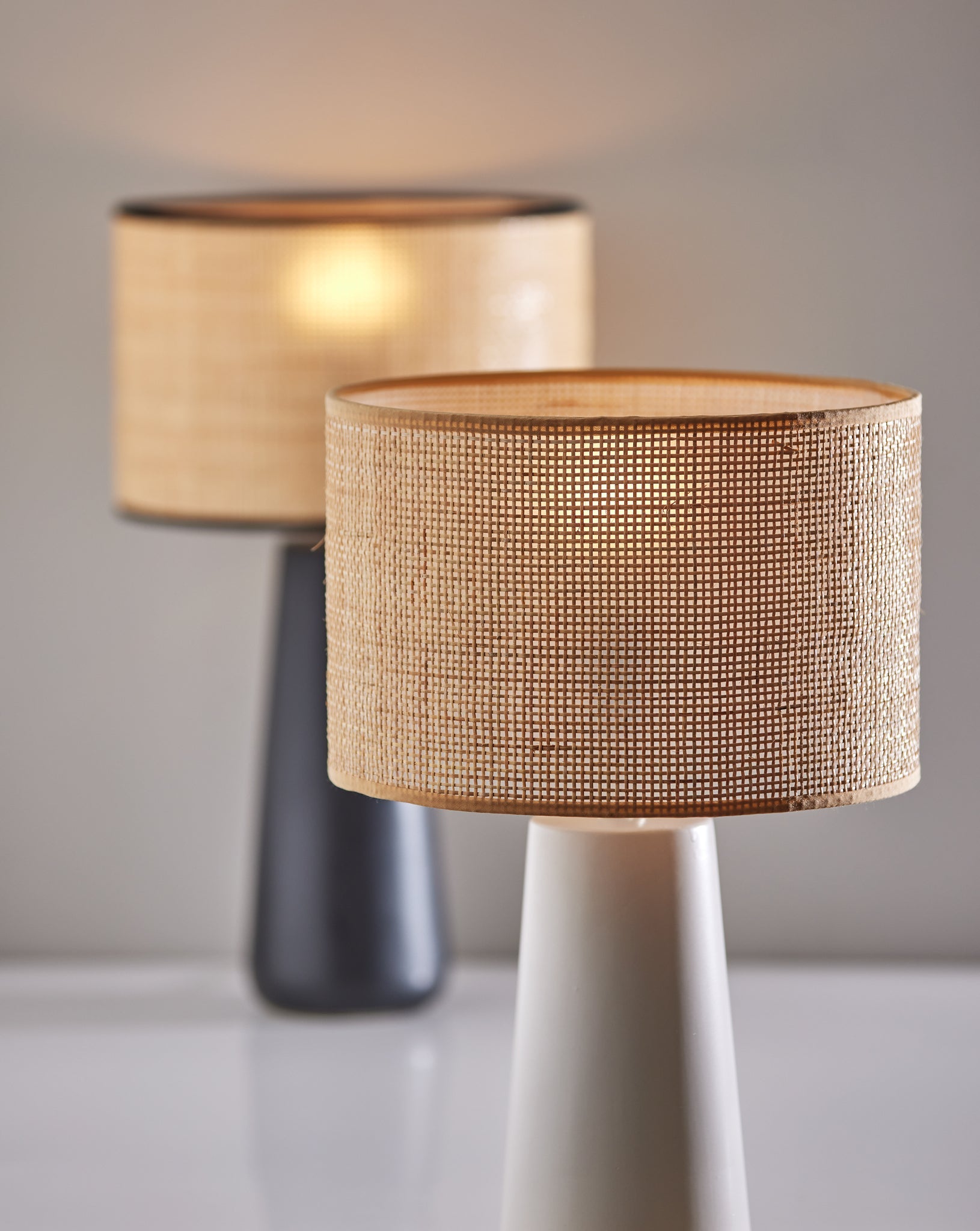 Sheffield Table Lamp-Lighting-DECOROLALA