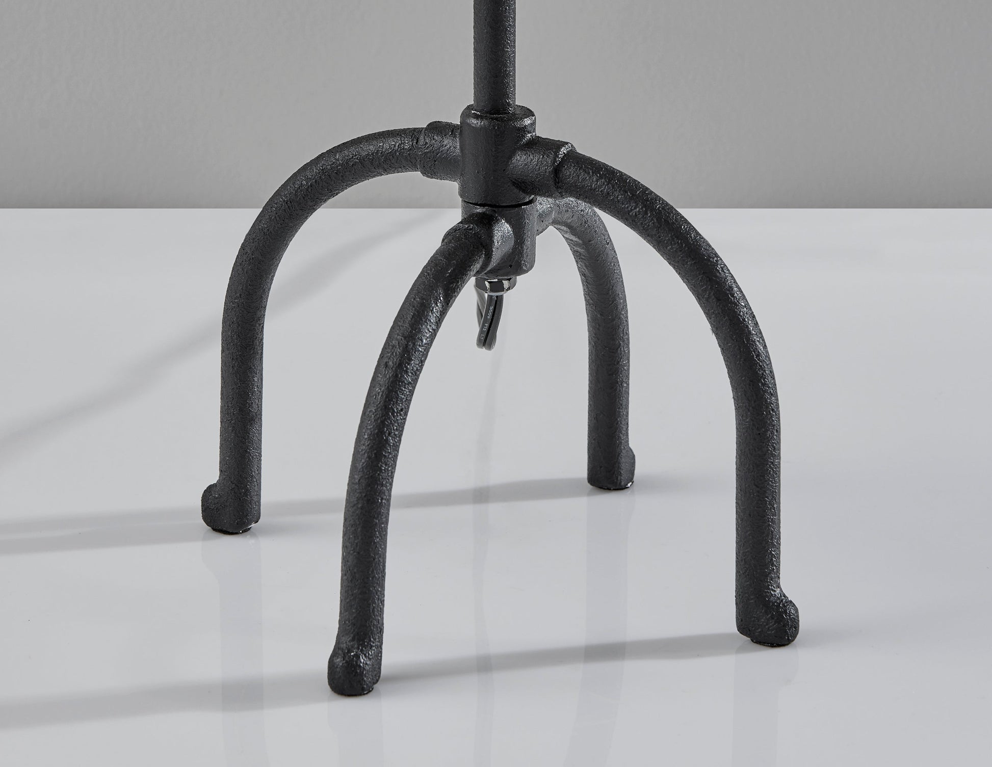 Silos Table Lamp-Lighting-DECOROLALA