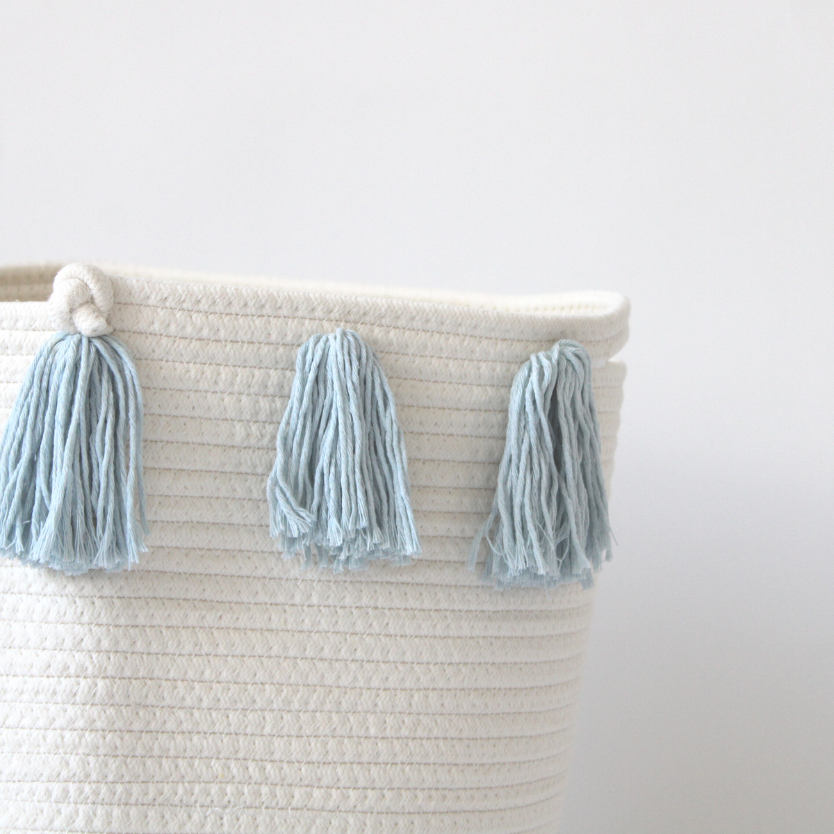 Sky Blue Tassel Basket - Large-Baskets-DECOROLALA