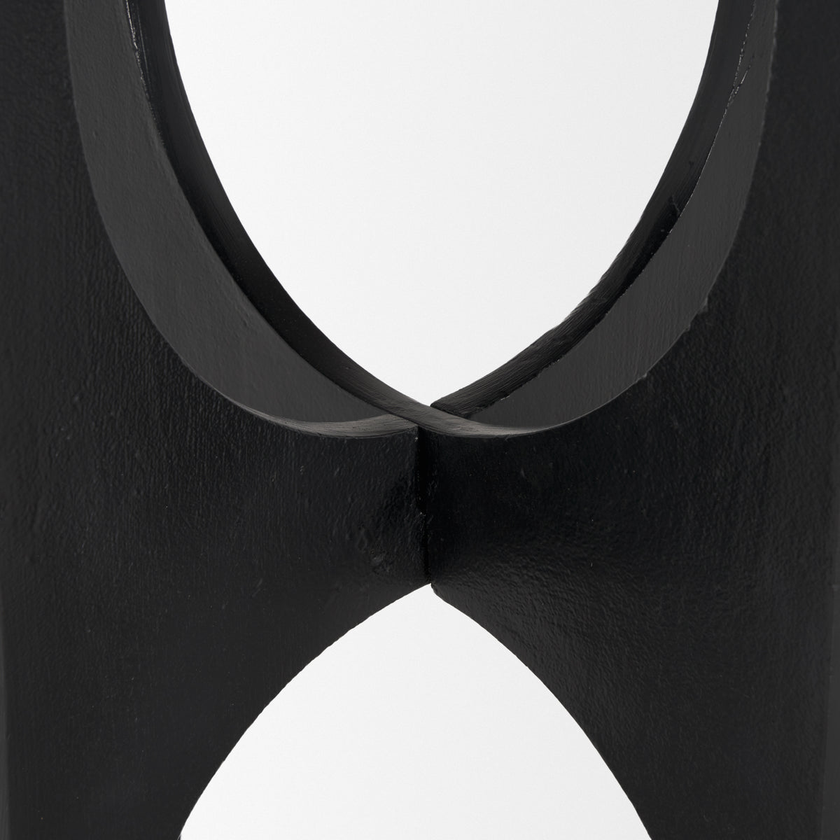 Sobi Textured Matte Black Round Metal Accent Table-Accent Tables-DECOROLALA