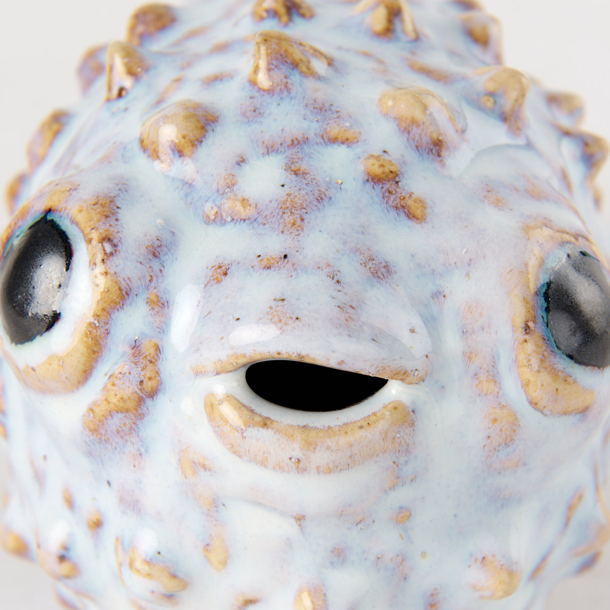 Spike I (Small) 8L x 4W Off-White Ceramic Puffer Fish-Objects-DECOROLALA
