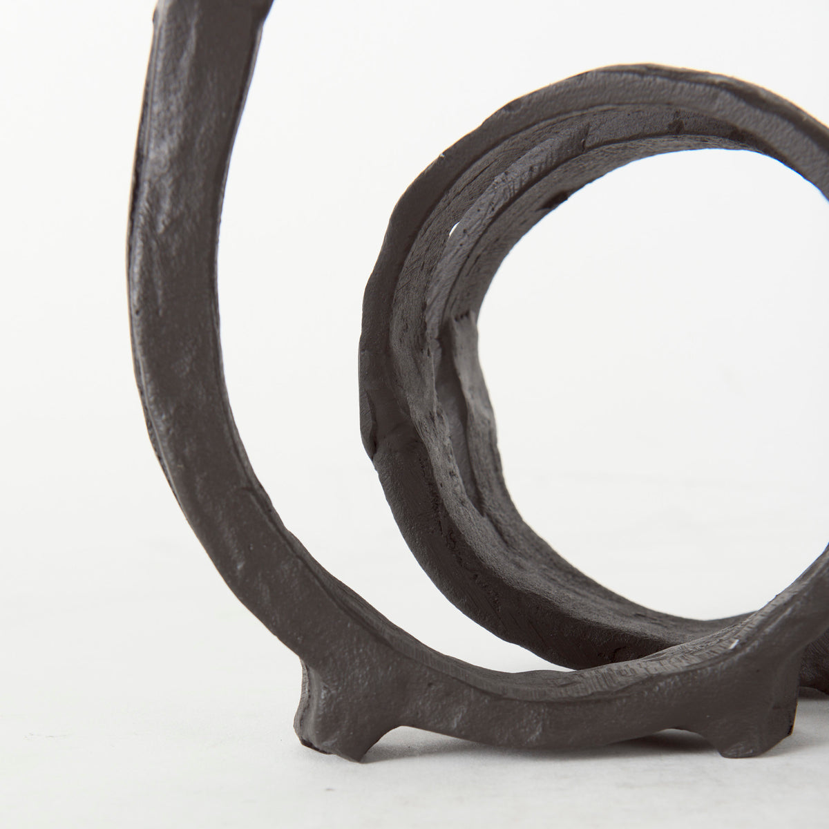 Stanislaw II Black Metal Infinite Ribbon Sculpture-Objects-DECOROLALA