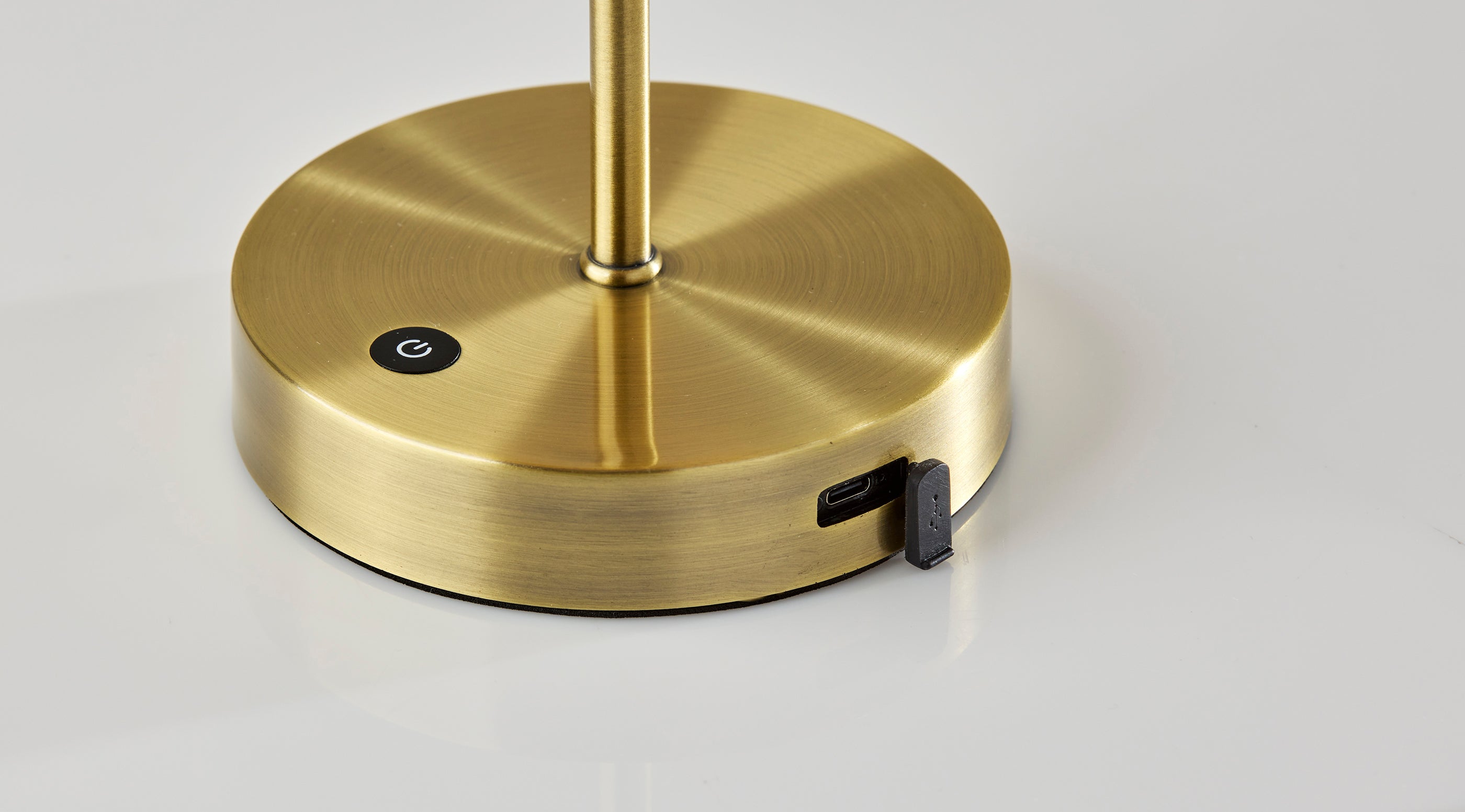 Stevie LED Cordless Table Lamp-Lighting-DECOROLALA