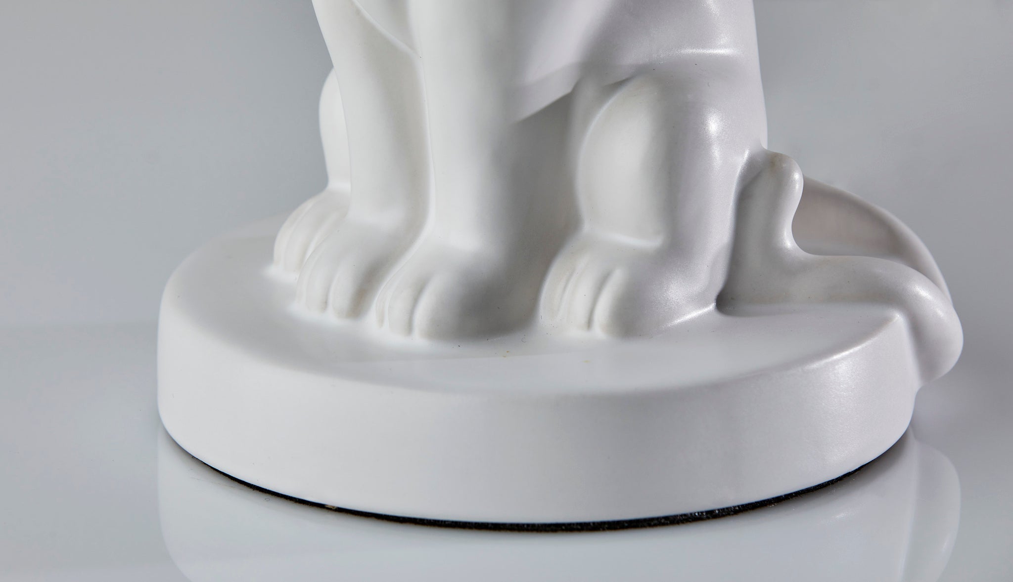 Sunny Cat Table Lamp - White Resin-Lighting-DECOROLALA