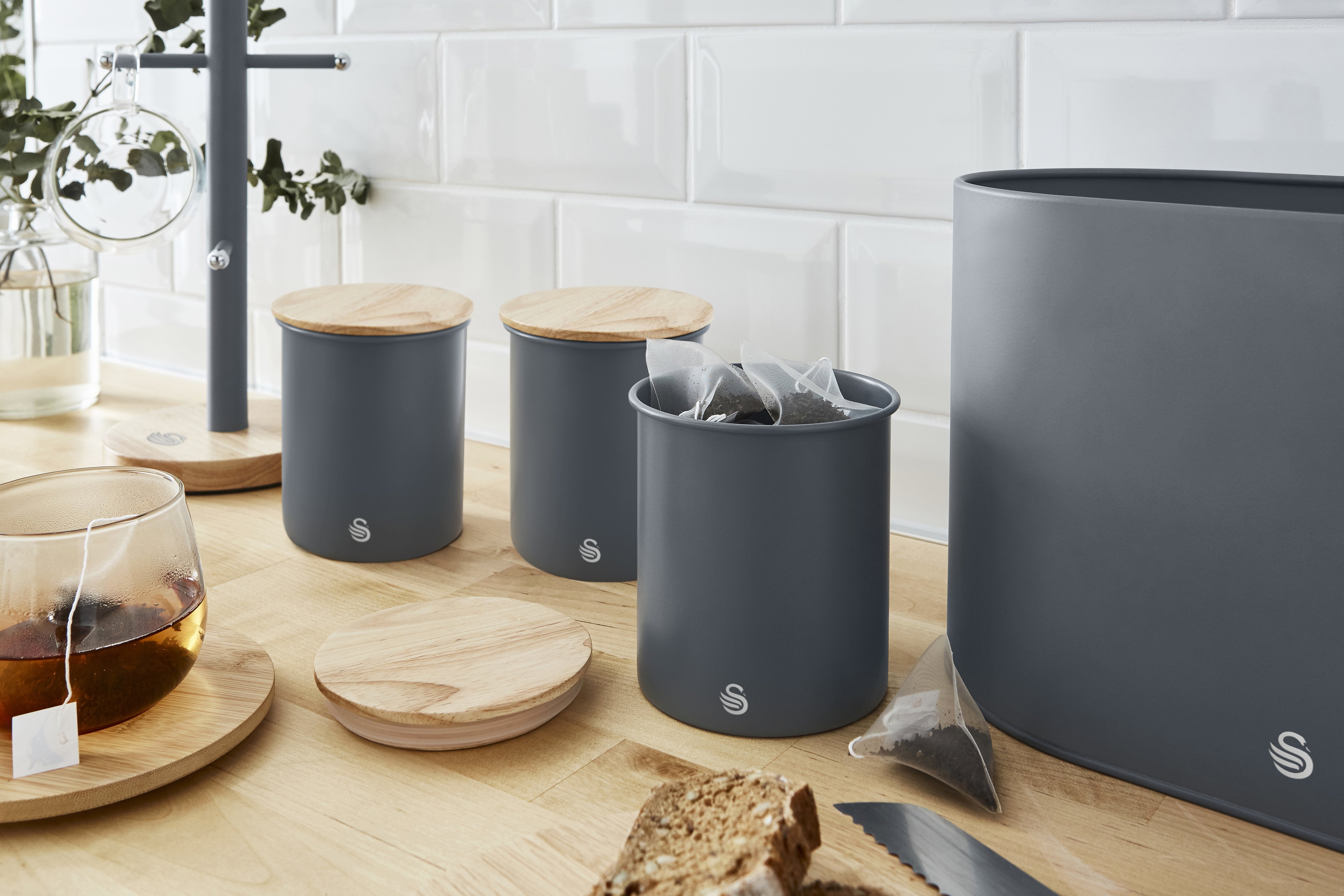 Swan Nordic Set of 3 Airtight Canisters-Food Storage Container-DECOROLALA