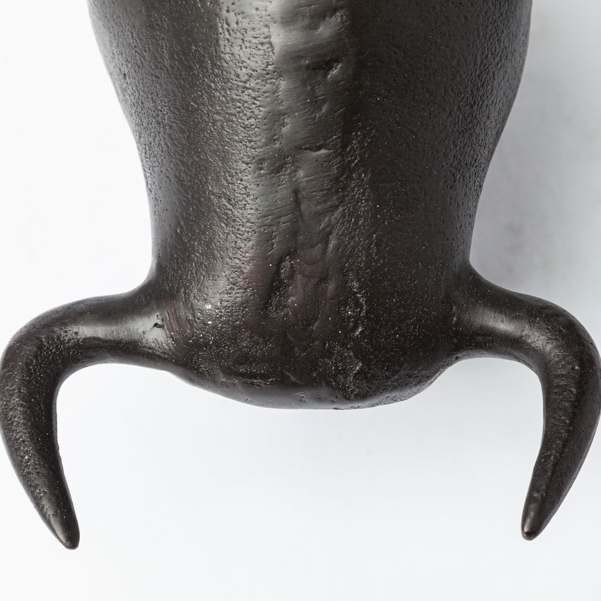 Tauro I 9L x 4W Cast Aluminum Raging Bull-Objects-DECOROLALA