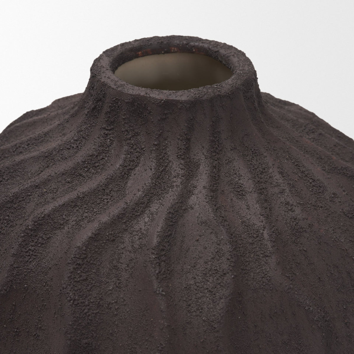 Tidal Short Ceramic Rippled Decorative Vase-Vase-DECOROLALA