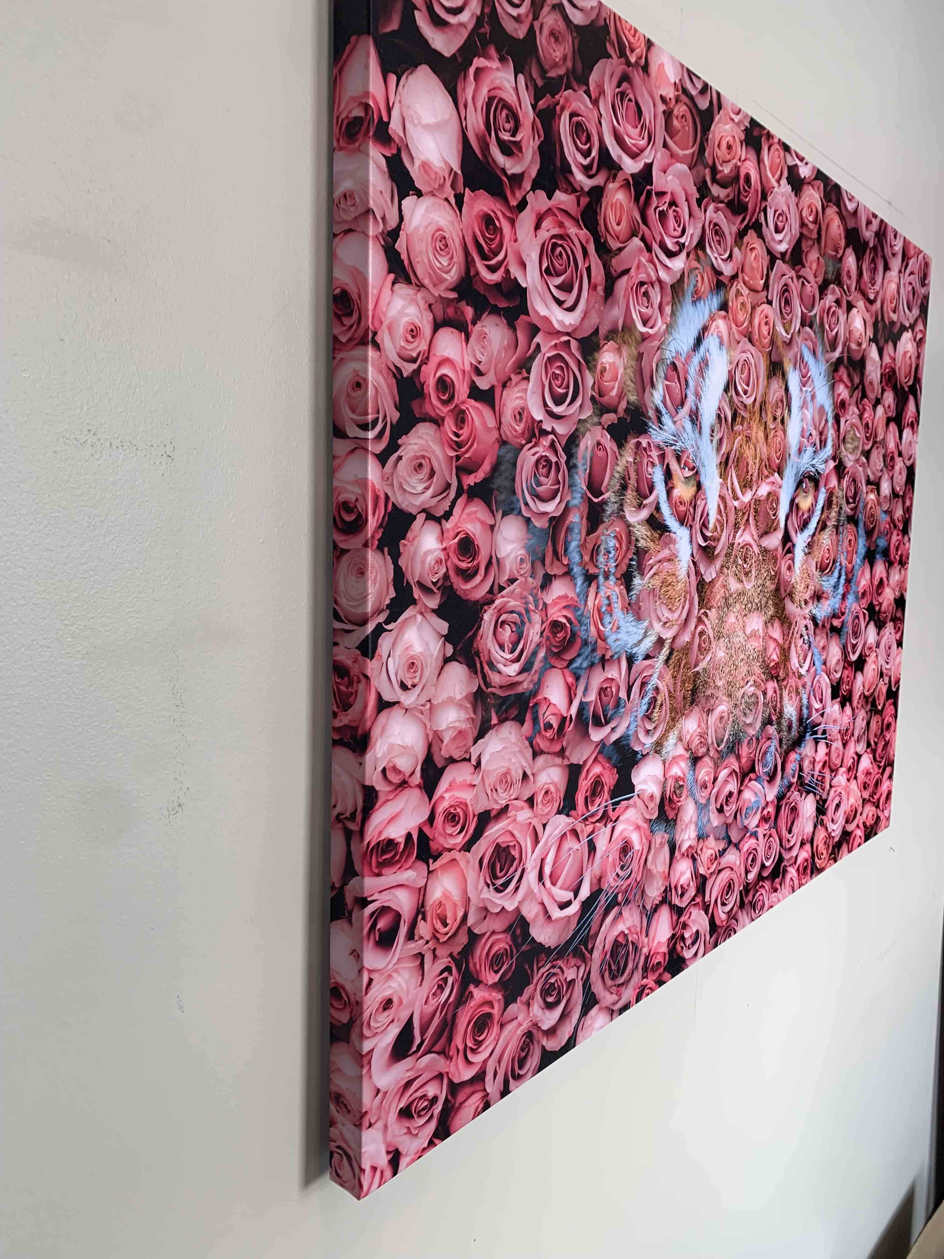 Tiger in the Rose-Wildlife Canvas Prints- Animal Art- Gold varnish-Wall Art-DECOROLALA