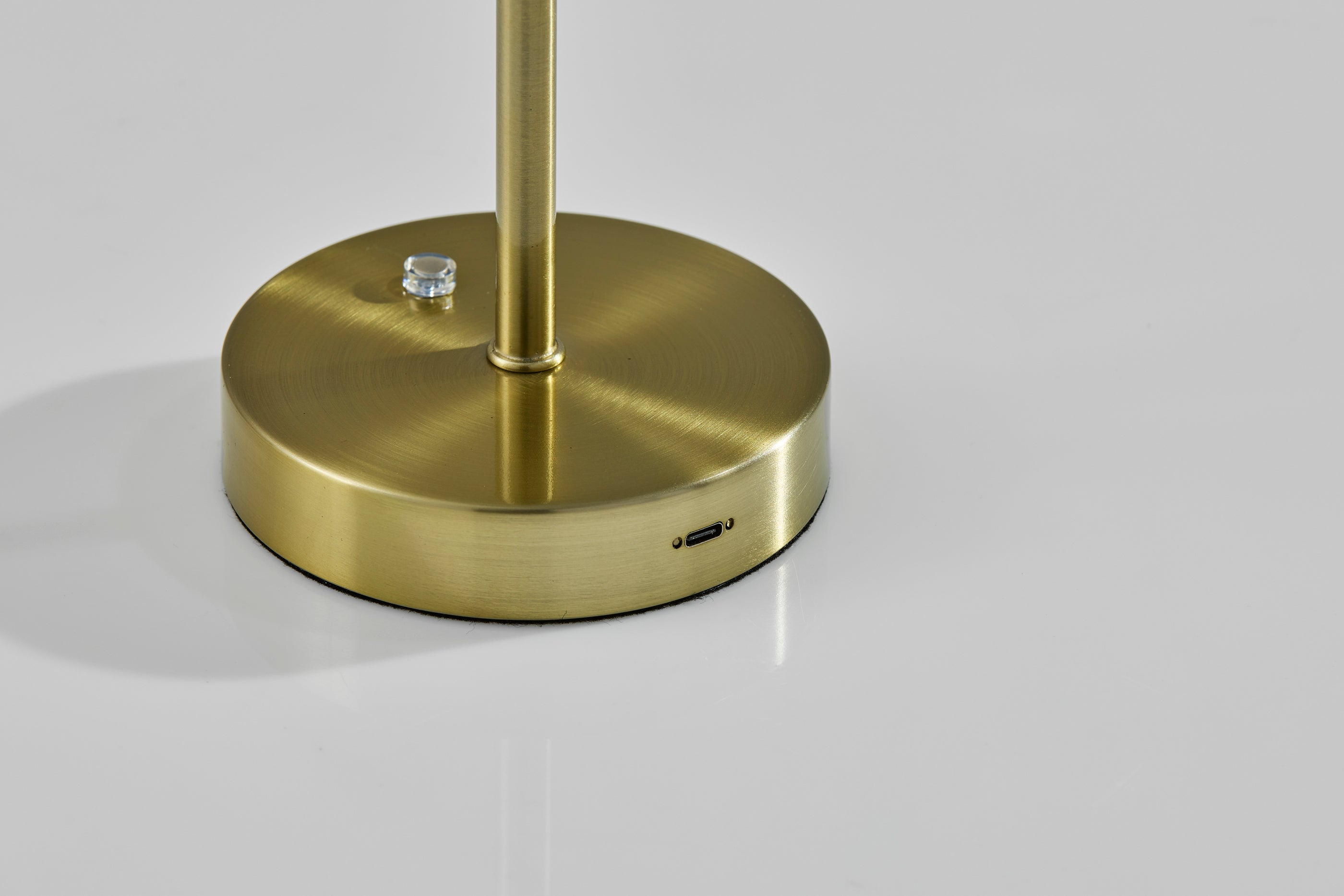 Tommy LED Cordless Table Lamp-Lighting-DECOROLALA