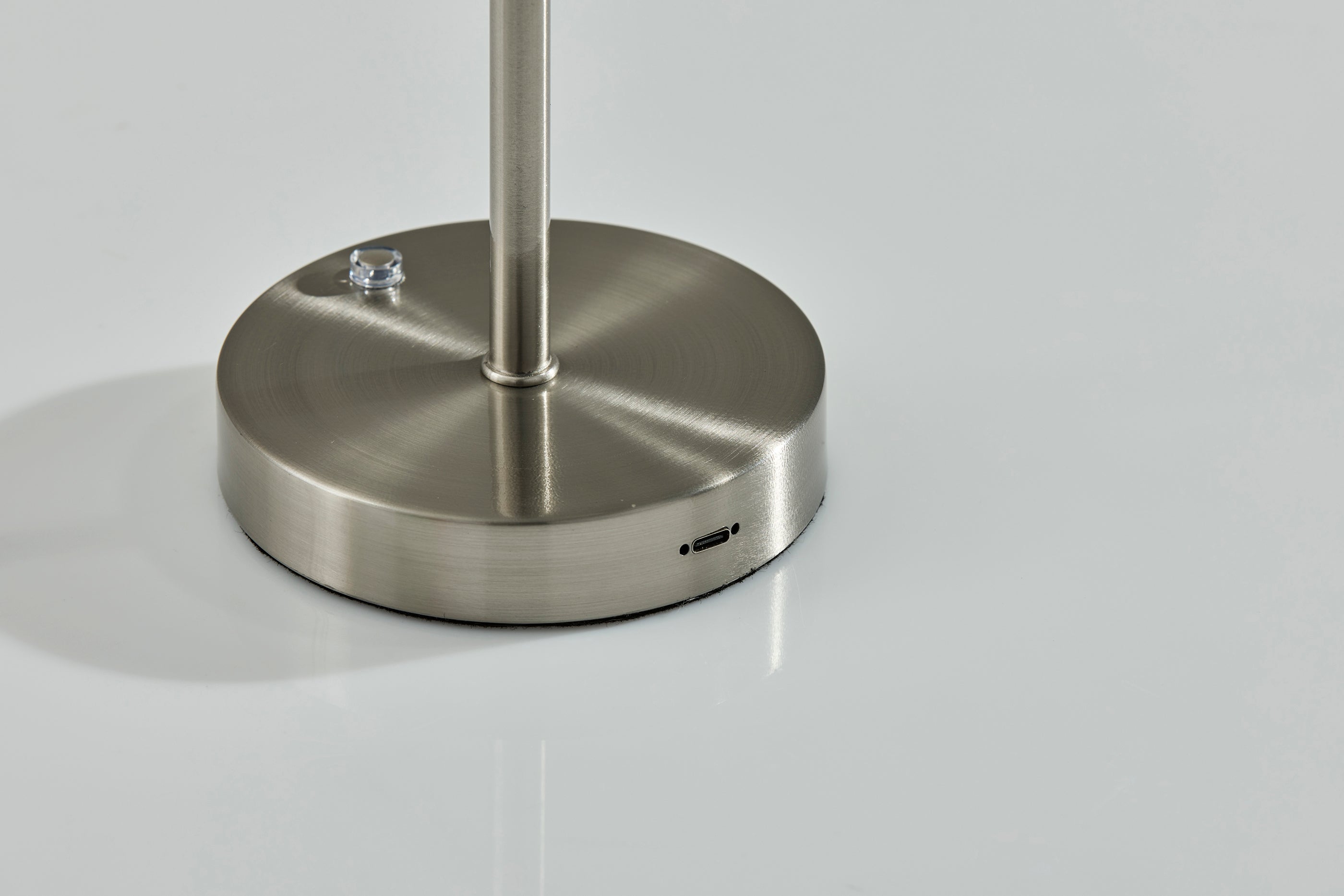 Tommy LED Cordless Table Lamp-Lighting-DECOROLALA