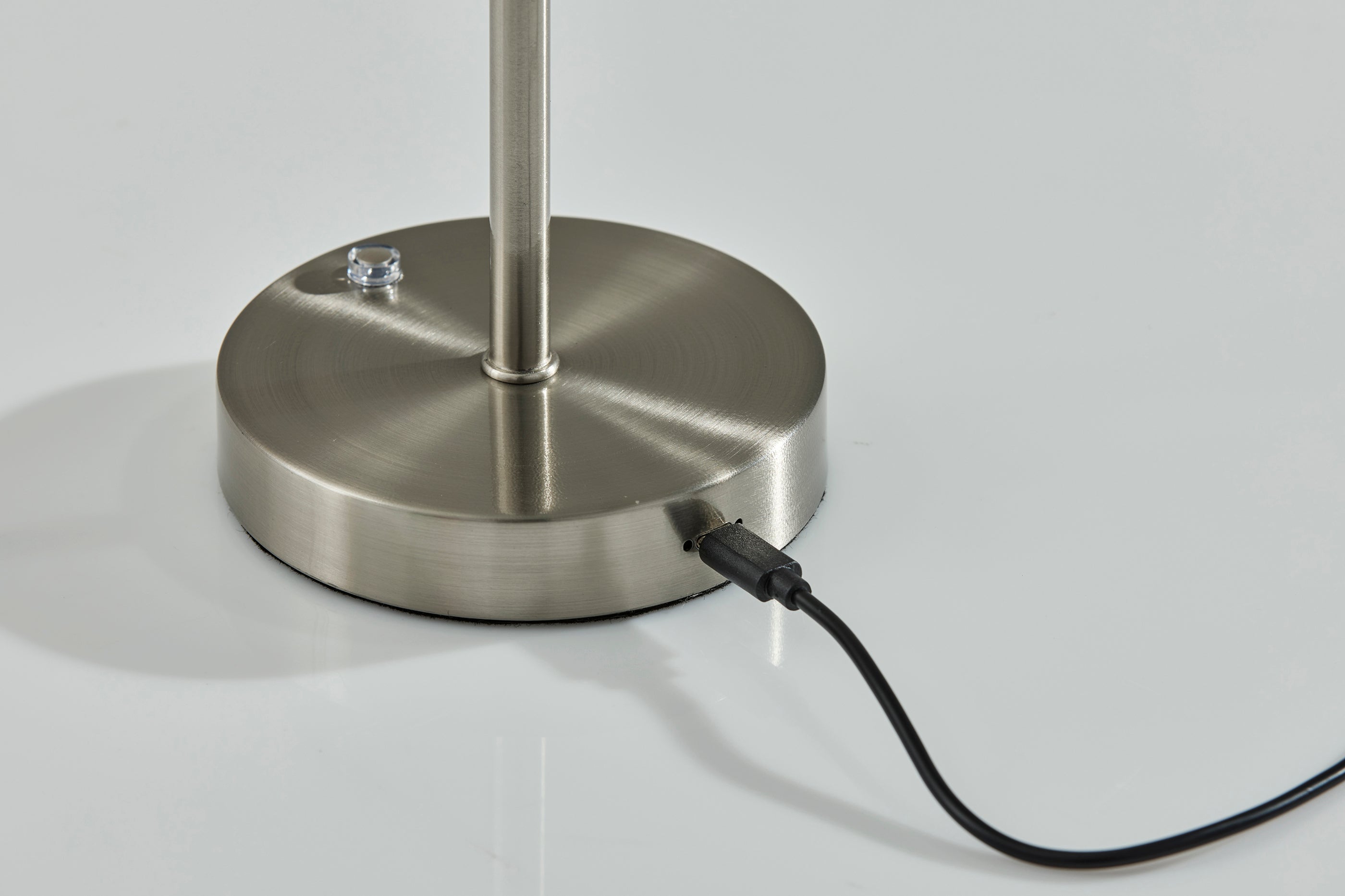 Tommy LED Cordless Table Lamp-Lighting-DECOROLALA