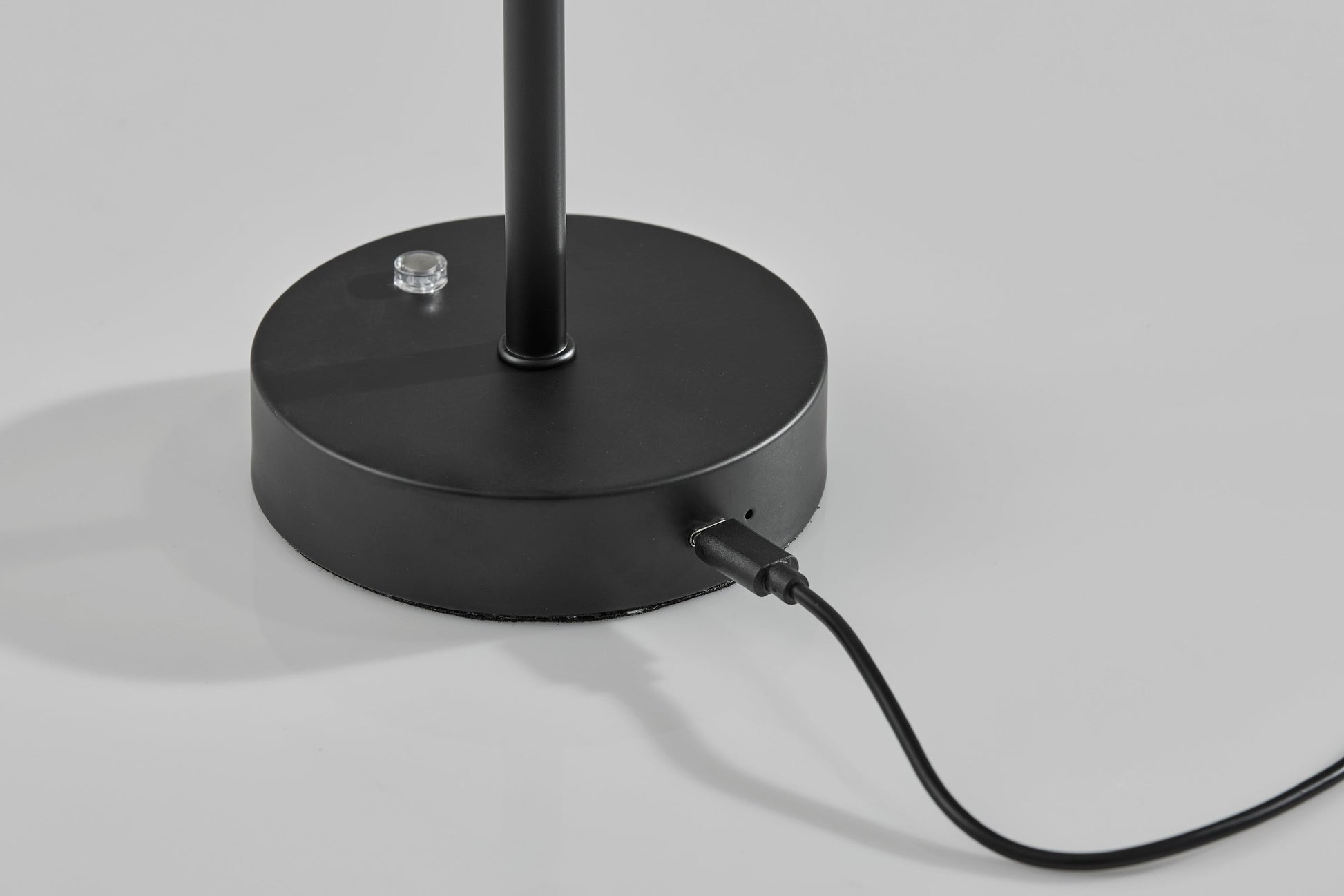 Tommy LED Cordless Table Lamp-Lighting-DECOROLALA