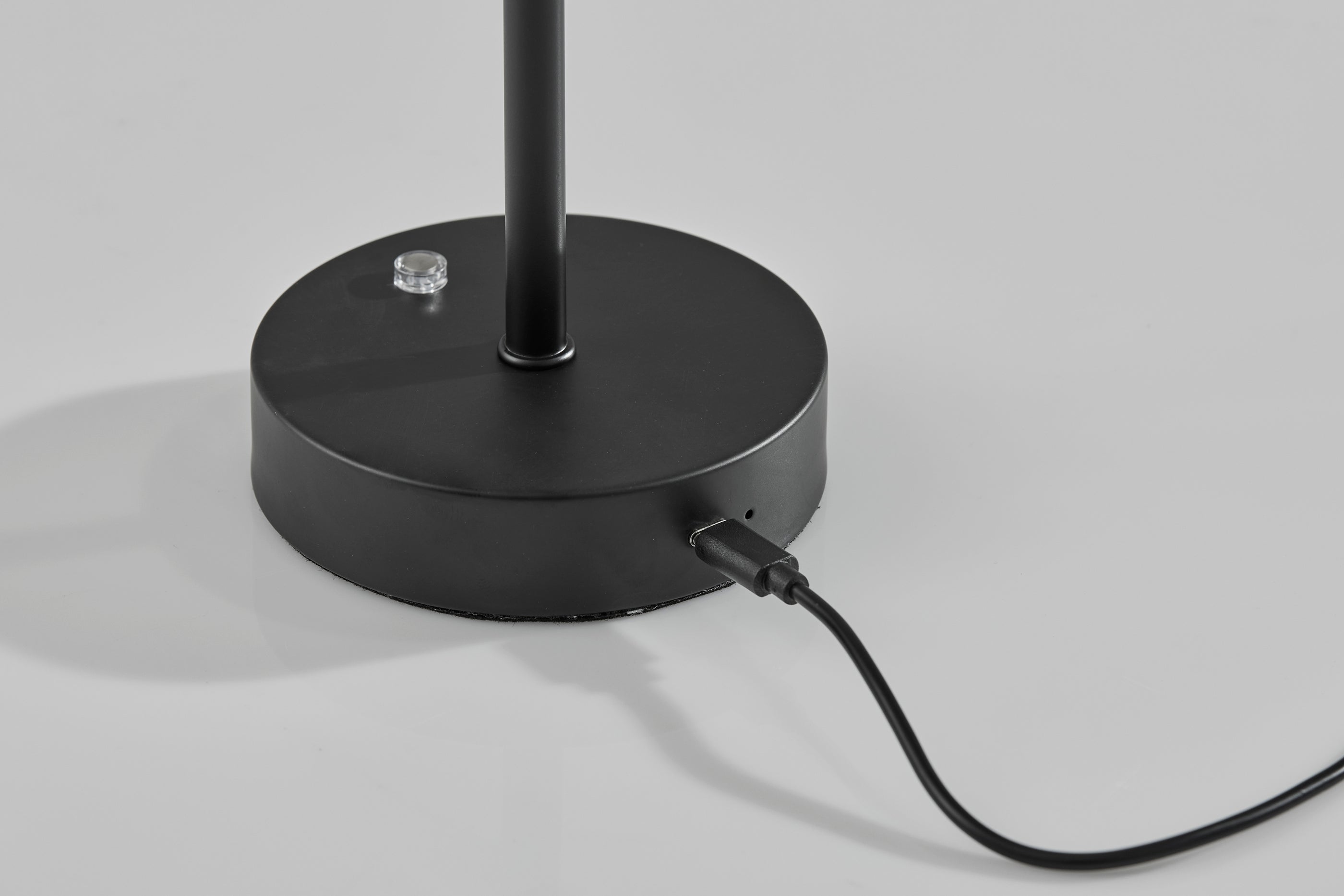 Tommy LED Cordless Table Lamp-Lighting-DECOROLALA