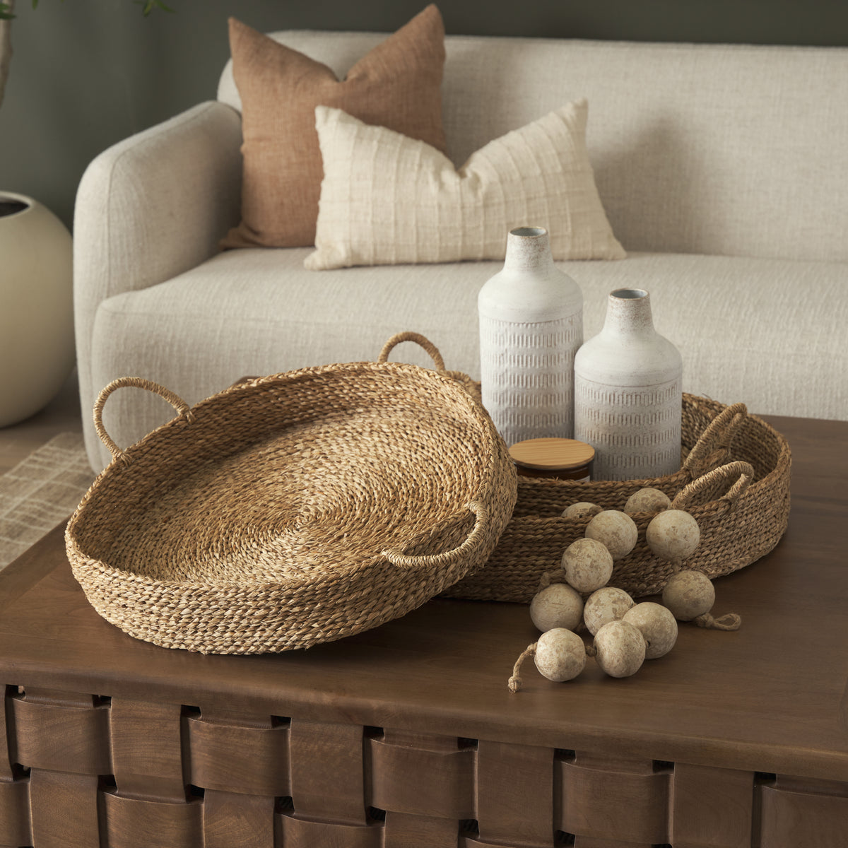 Ulana Set of 3 Round Nesting Seagrass Trays w/ Loop Handles-Trays-DECOROLALA