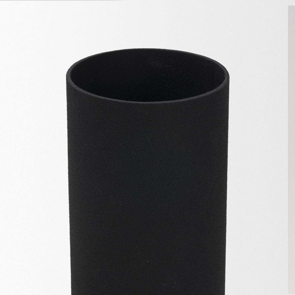 Veda Small Black Metal Geometric Vase-Vase-DECOROLALA