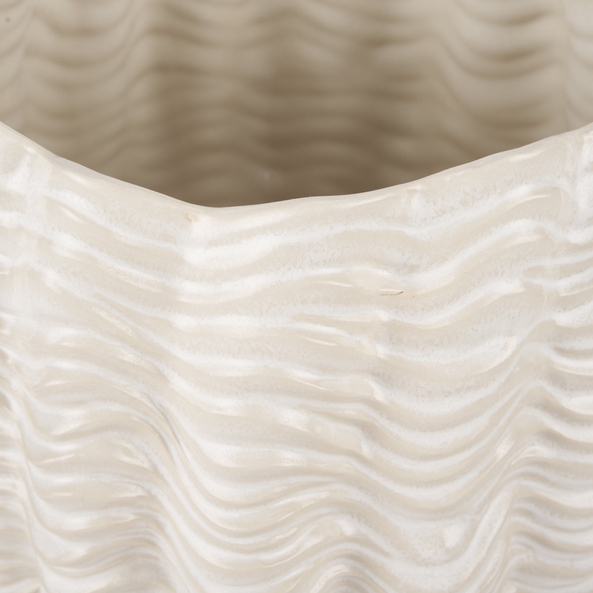 Velia Short Seashell Sculptural Glazed Ceramic Vase-Vase-DECOROLALA