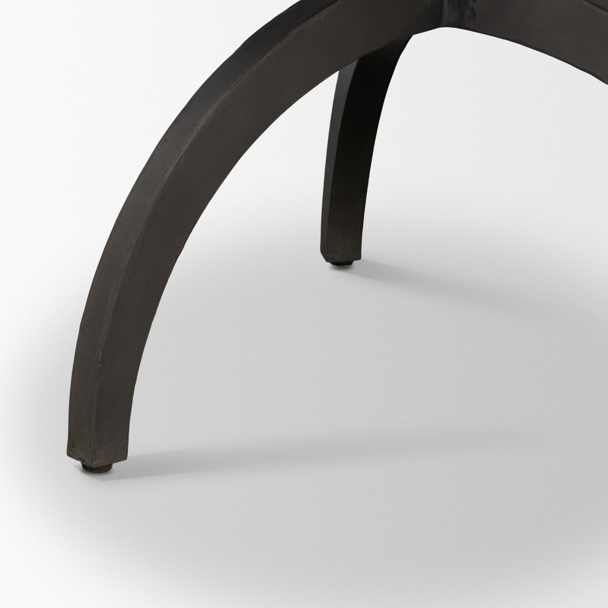Veneto 40" Round Dining Table | Modern | White Marble & Black Metal | Seats 4-Dining Tables-DECOROLALA
