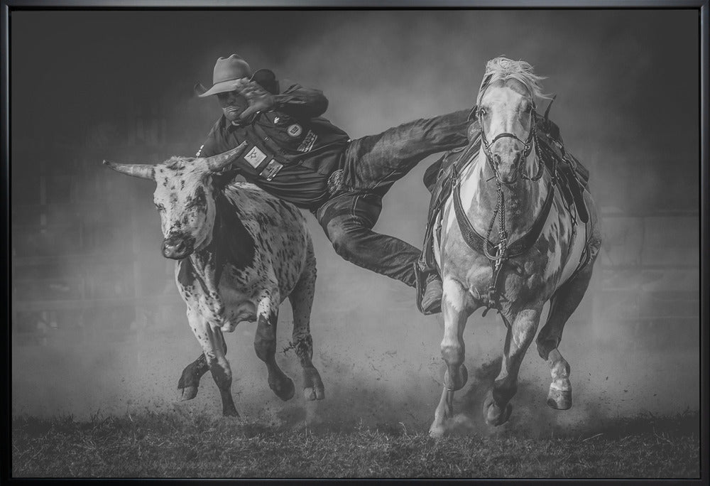 Wall Art Grabbing by Frank Ma-canvas-DECOROLALA