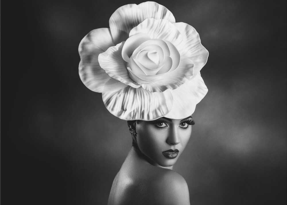 Wall Art Queen of Flowers 3 by Peppe Tamb-Canvas Print-DECOROLALA