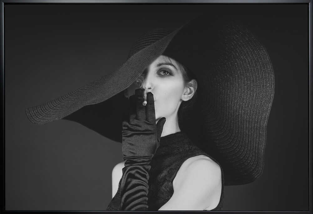 Wall art Miss Sara-Canvas Print-DECOROLALA