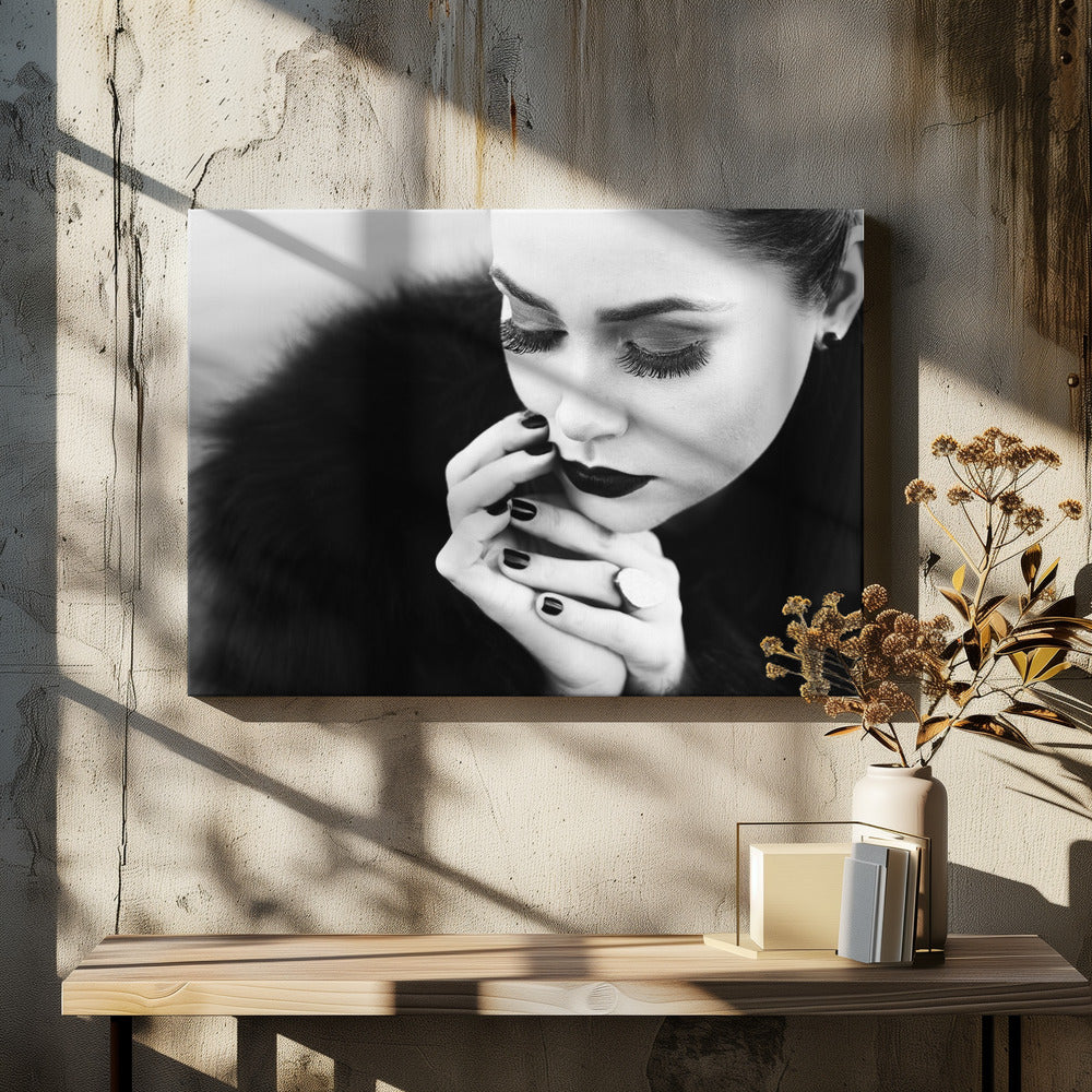 Wall art between fingers-Canvas Print-DECOROLALA