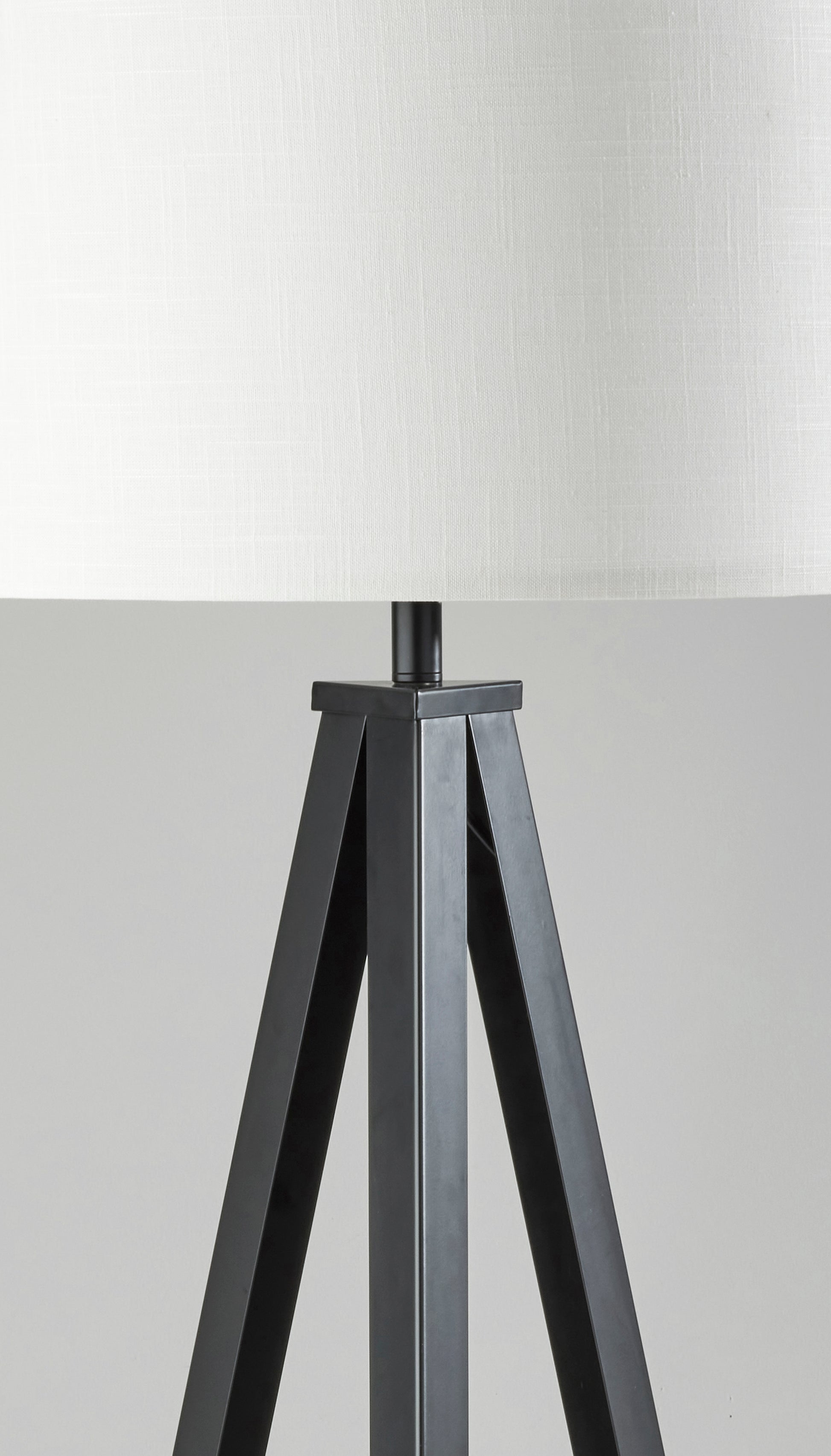 Warren Shelf Floor Lamp-Lighting-DECOROLALA