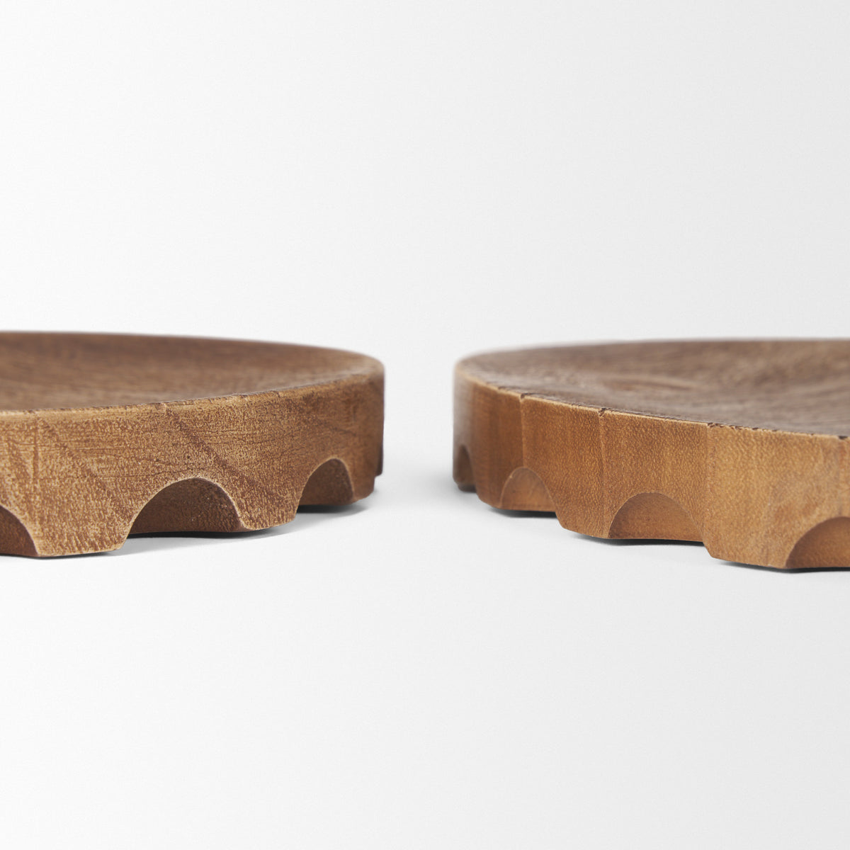 Waverly Round Light Brown Wood Scalloped Edged Trays-Trays-DECOROLALA