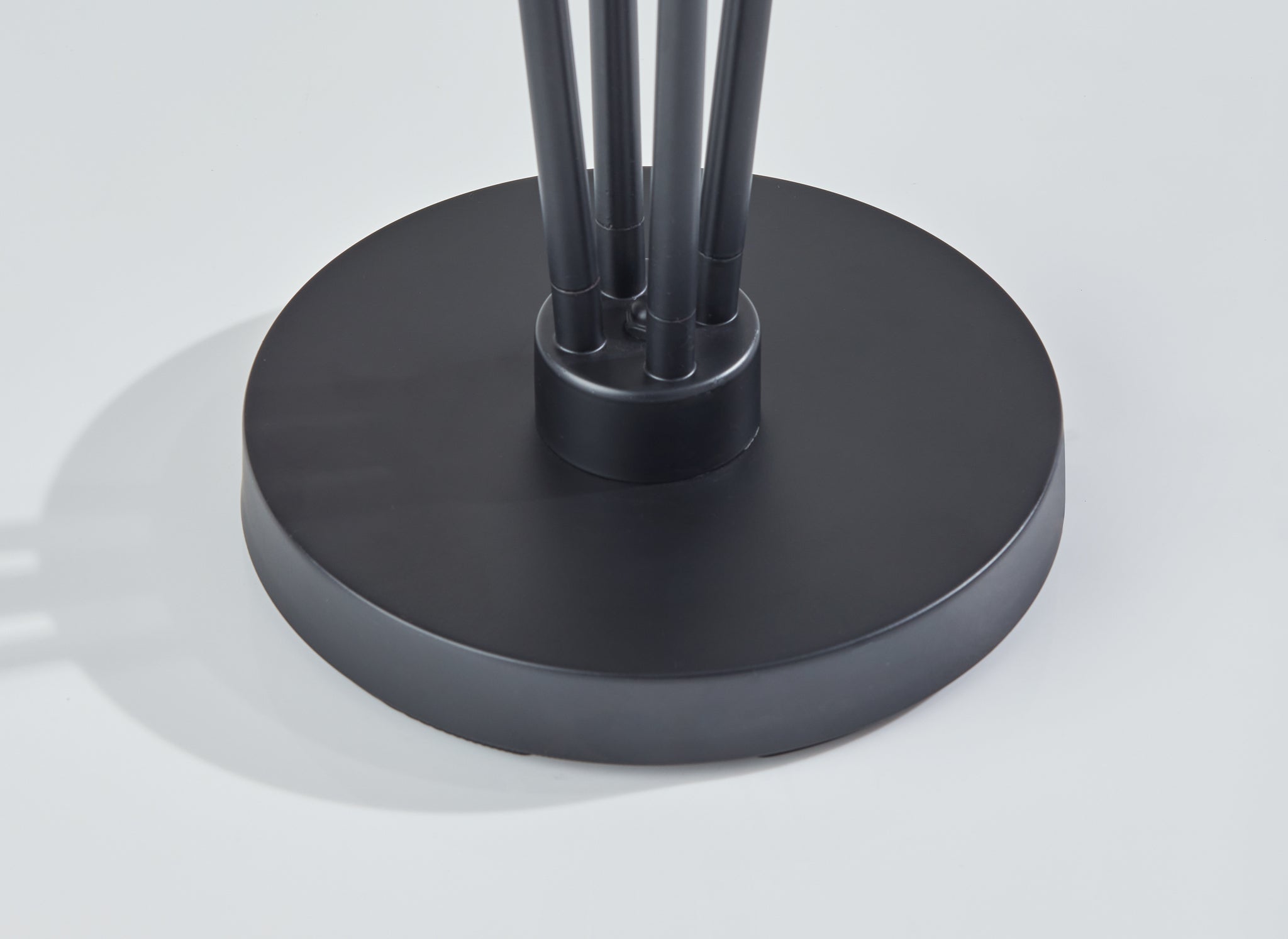 Wentworth Floor Lamp-Lighting-DECOROLALA