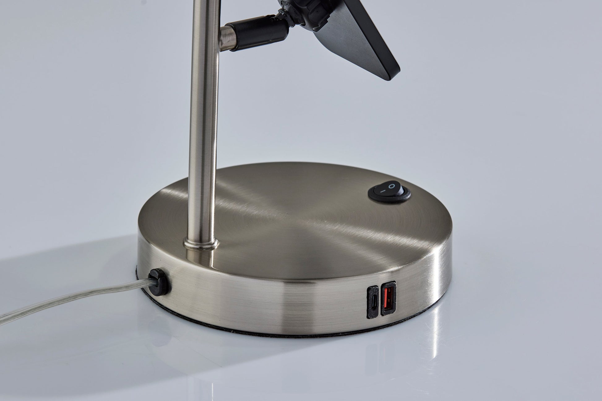 Wyatt Supercharger Desk Lamp- Steel-Lighting-DECOROLALA