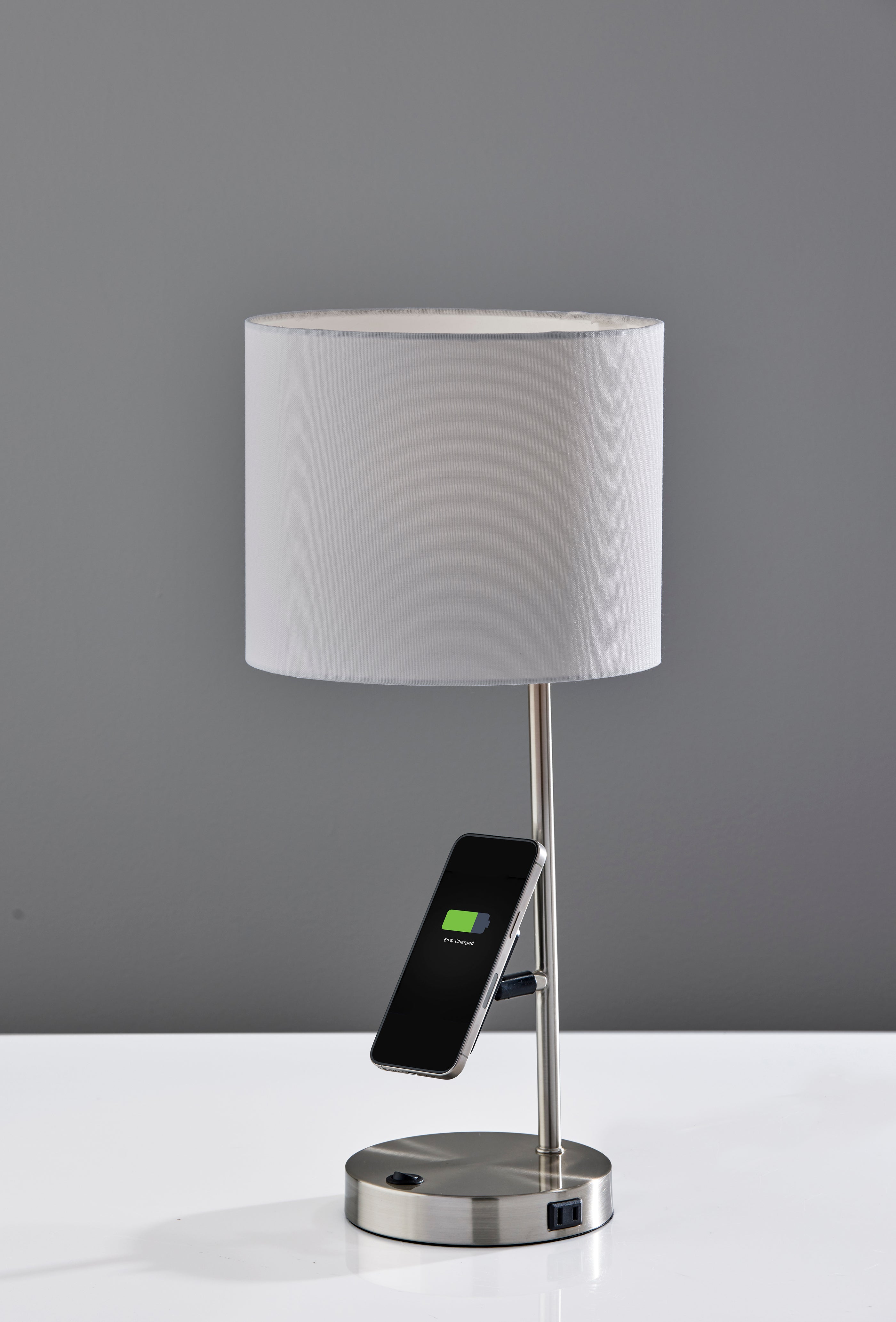 Wyatt Supercharger Desk Lamp USB Qi Charging-Lighting-DECOROLALA