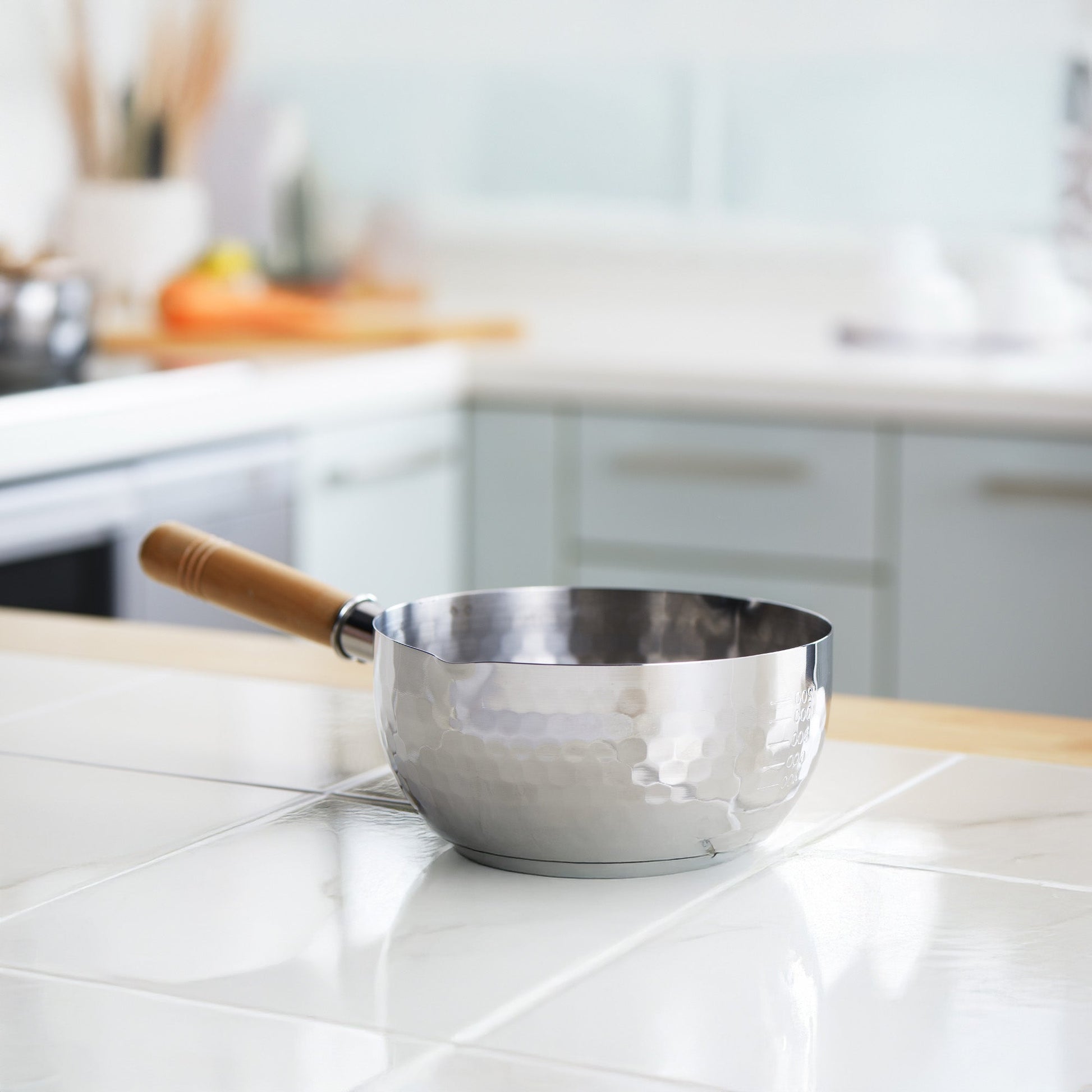 Yoshikawa Yukihira Stainless Steel Saucepan - 16cm Hammered Pot-Cookware-DECOROLALA