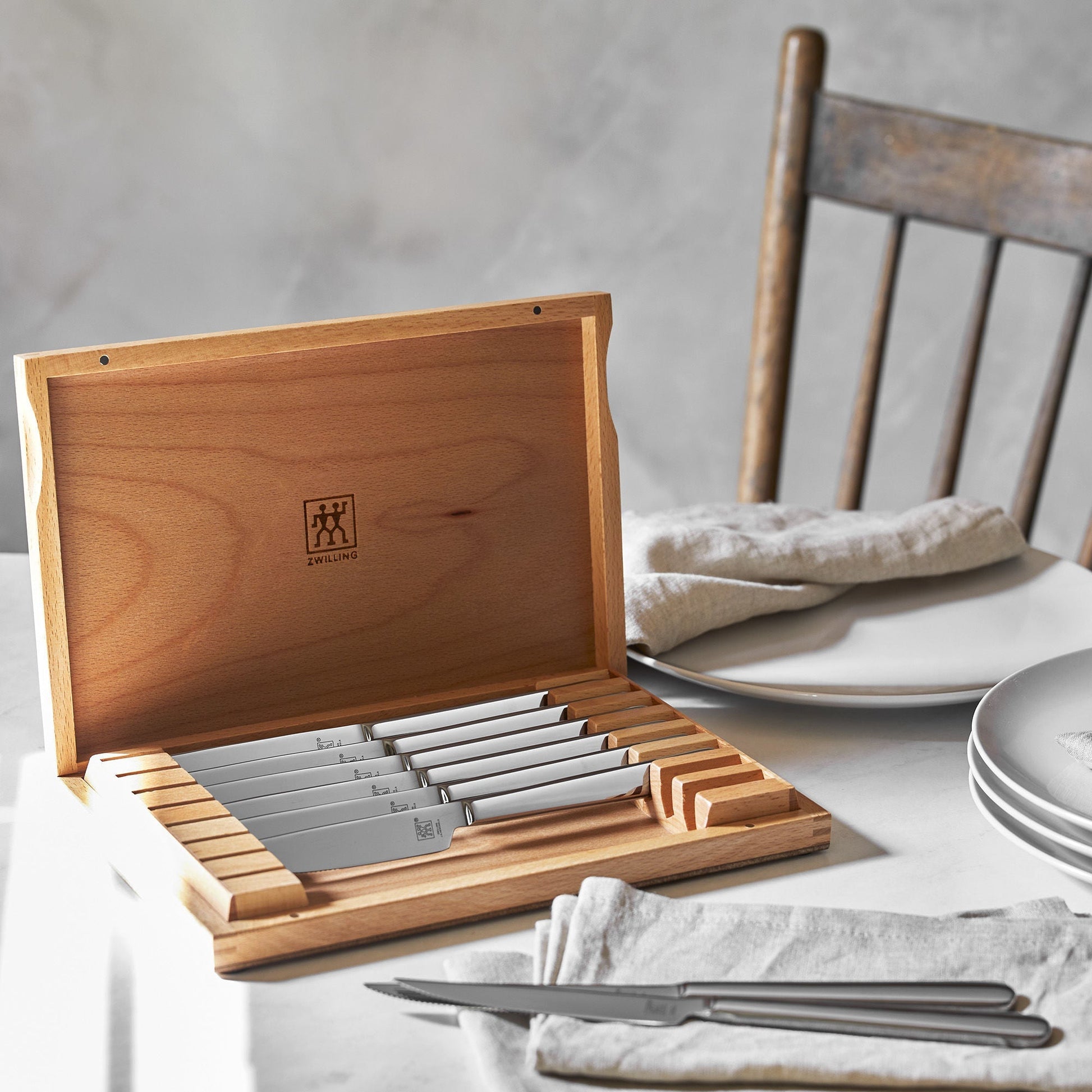 ZWILLING Contemporary Steak Knives - 8pc Serrated Set-Knife Set-DECOROLALA