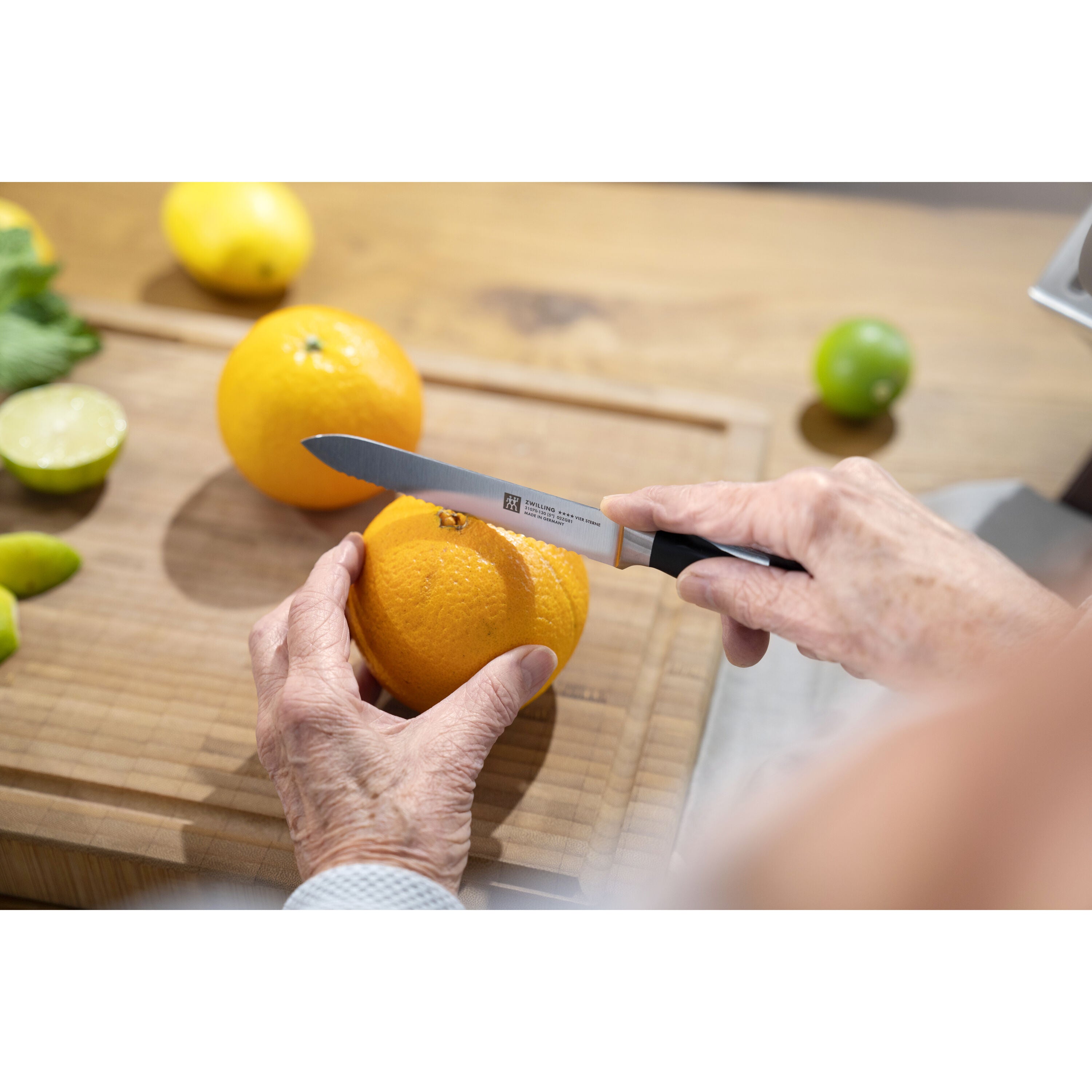 ZWILLING Four Star 5" Serrated Utility Knife-Utility Knife-DECOROLALA