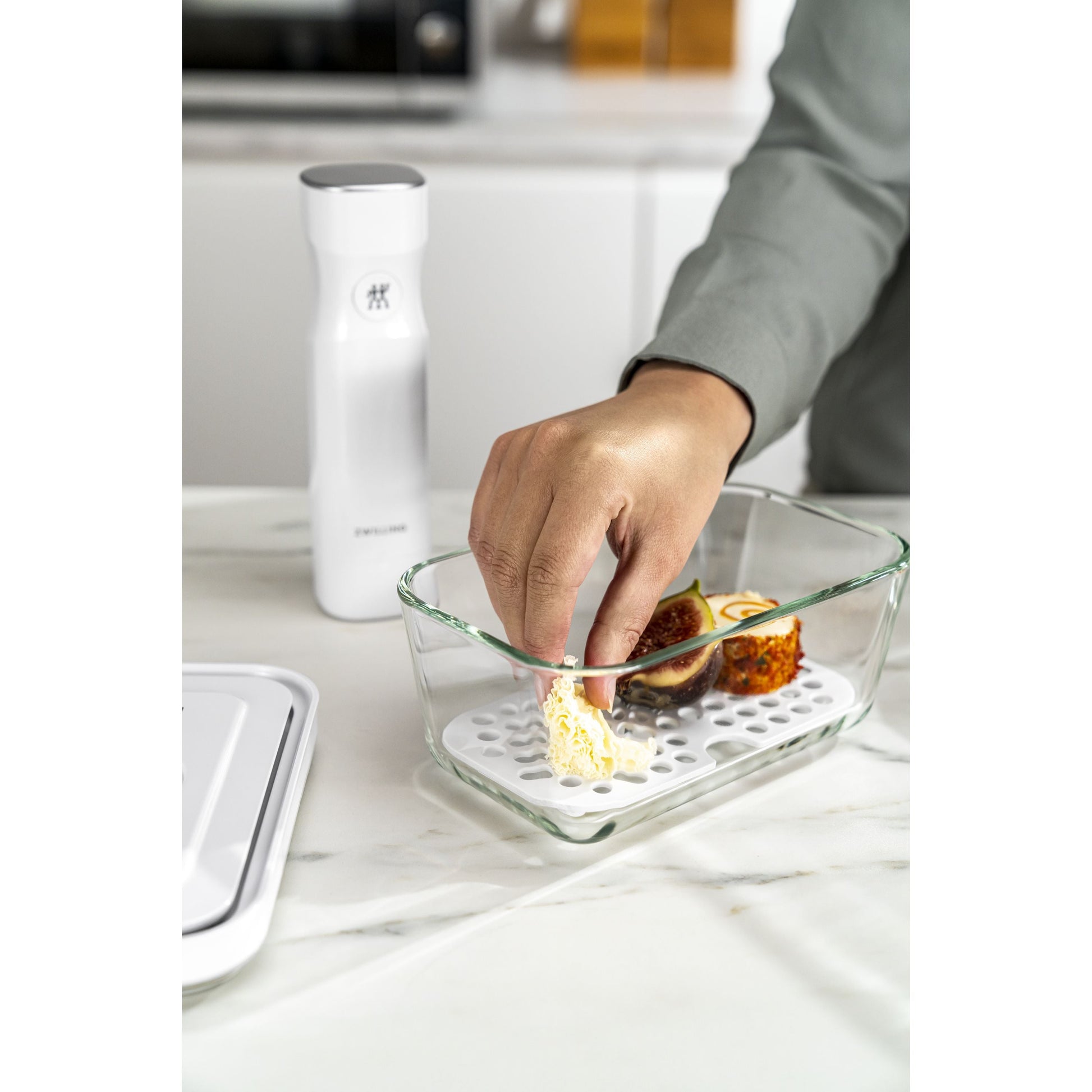 ZWILLING Fresh & Save Vacuum Accessory Set For Glass Boxes, M/L / 2 Piece-Food Storage-DECOROLALA