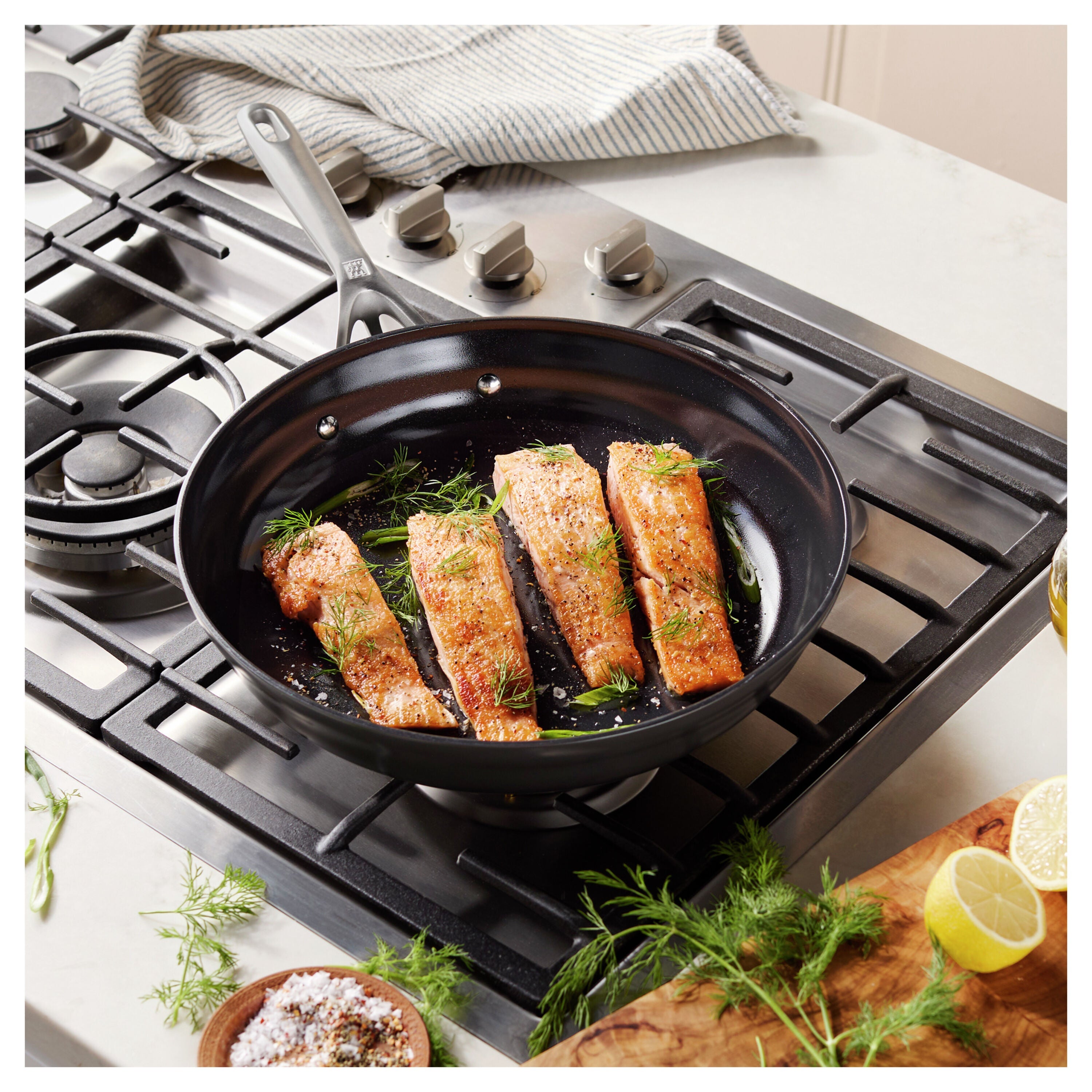 ZWILLING Motion Ceramic 12" Nonstick Frying Pan-DECOROLALA