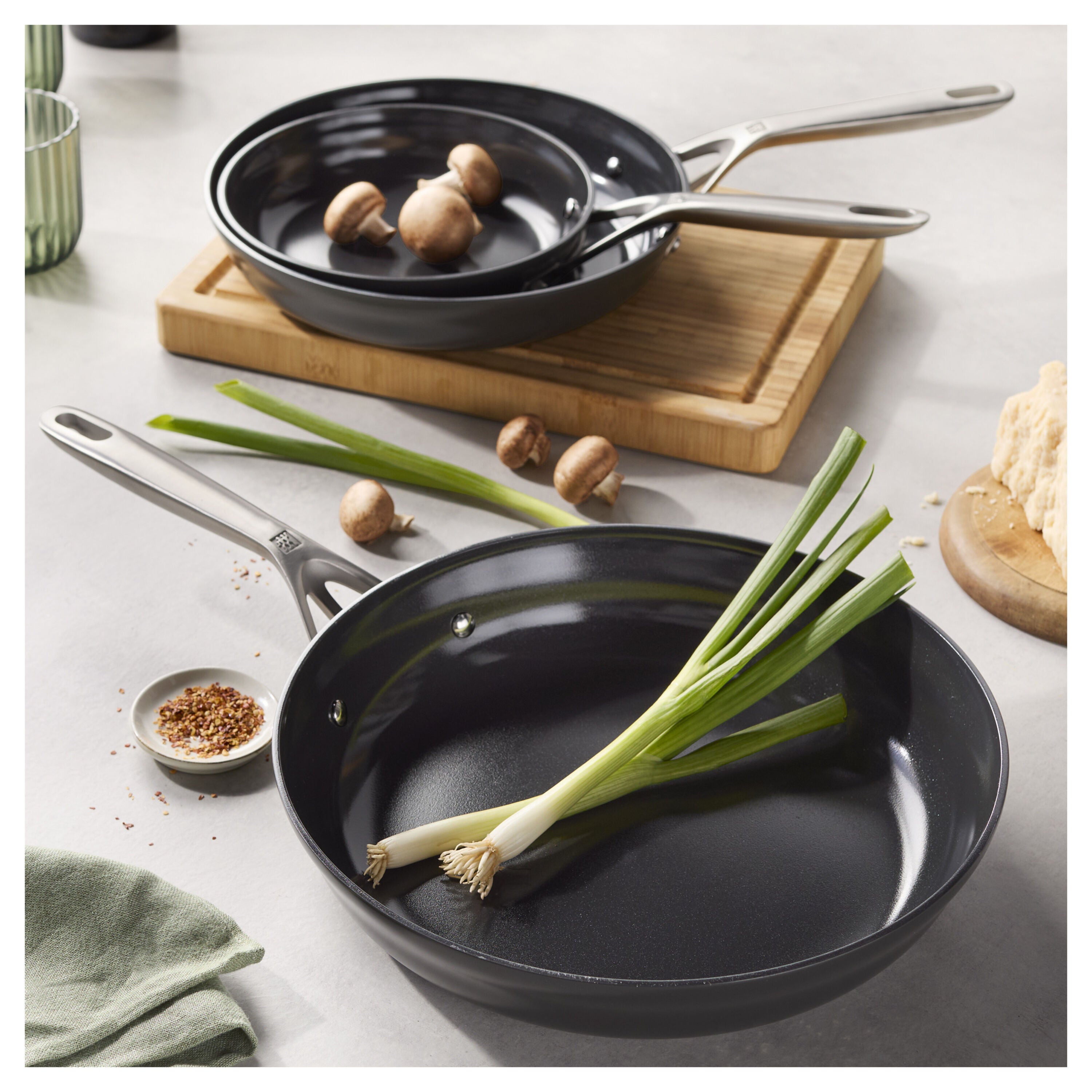 ZWILLING Motion Ceramic 3-Piece Frying Pan Set-DECOROLALA