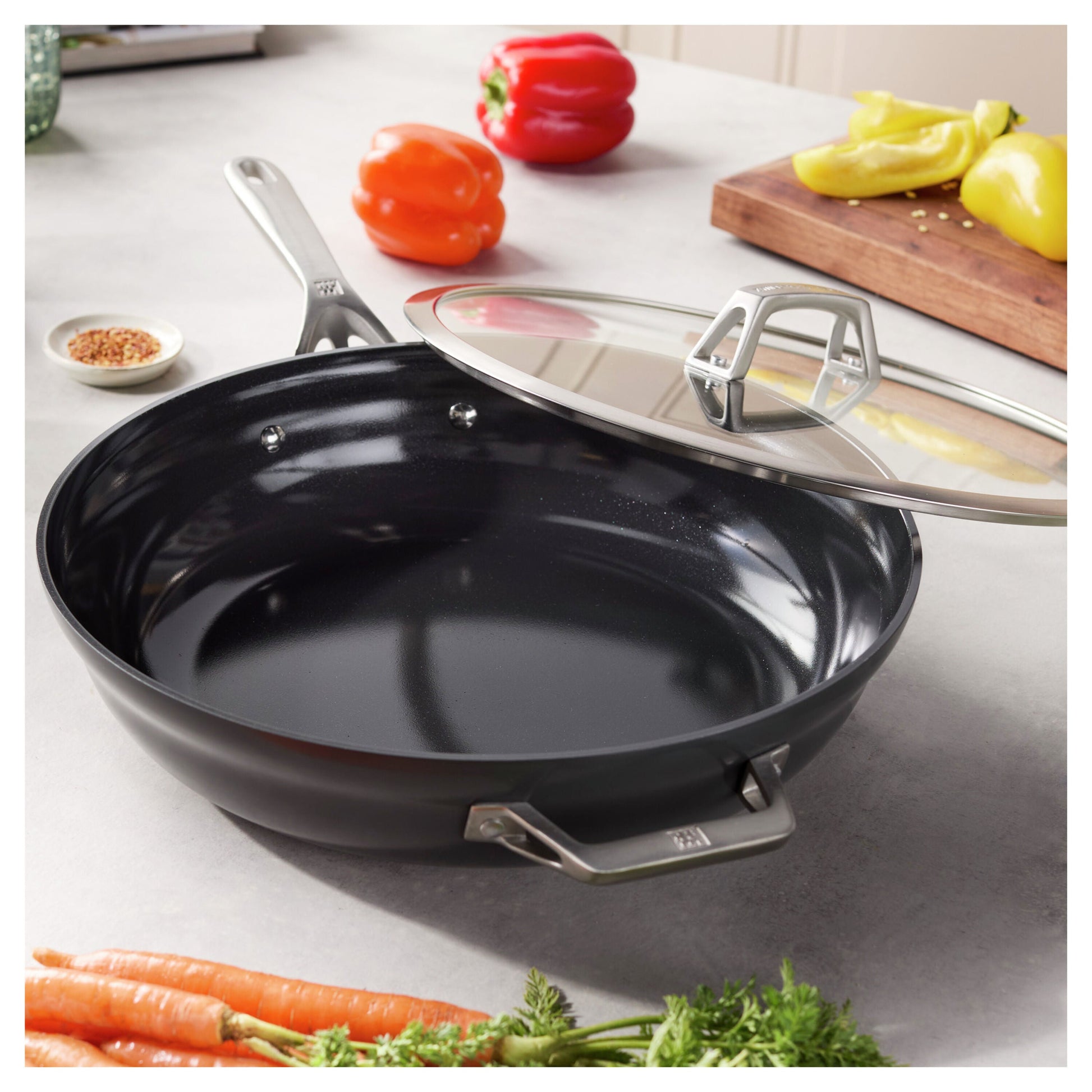ZWILLING Motion Ceramic 33cm Saute Pan - Nonstick Lid-DECOROLALA