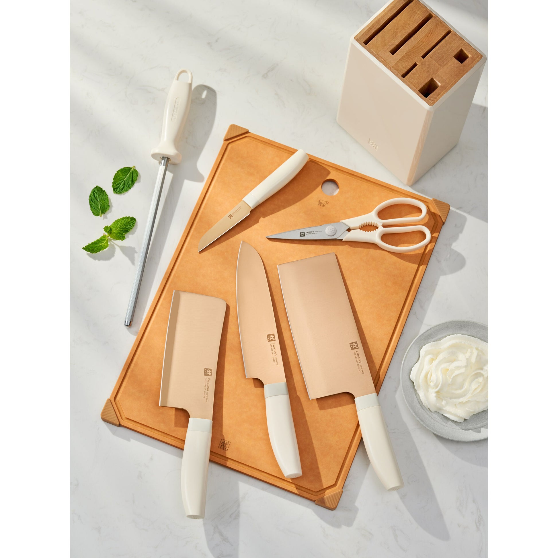 ZWILLING Now Pro 7 Piece, Knife Block Set, White-n/a-DECOROLALA