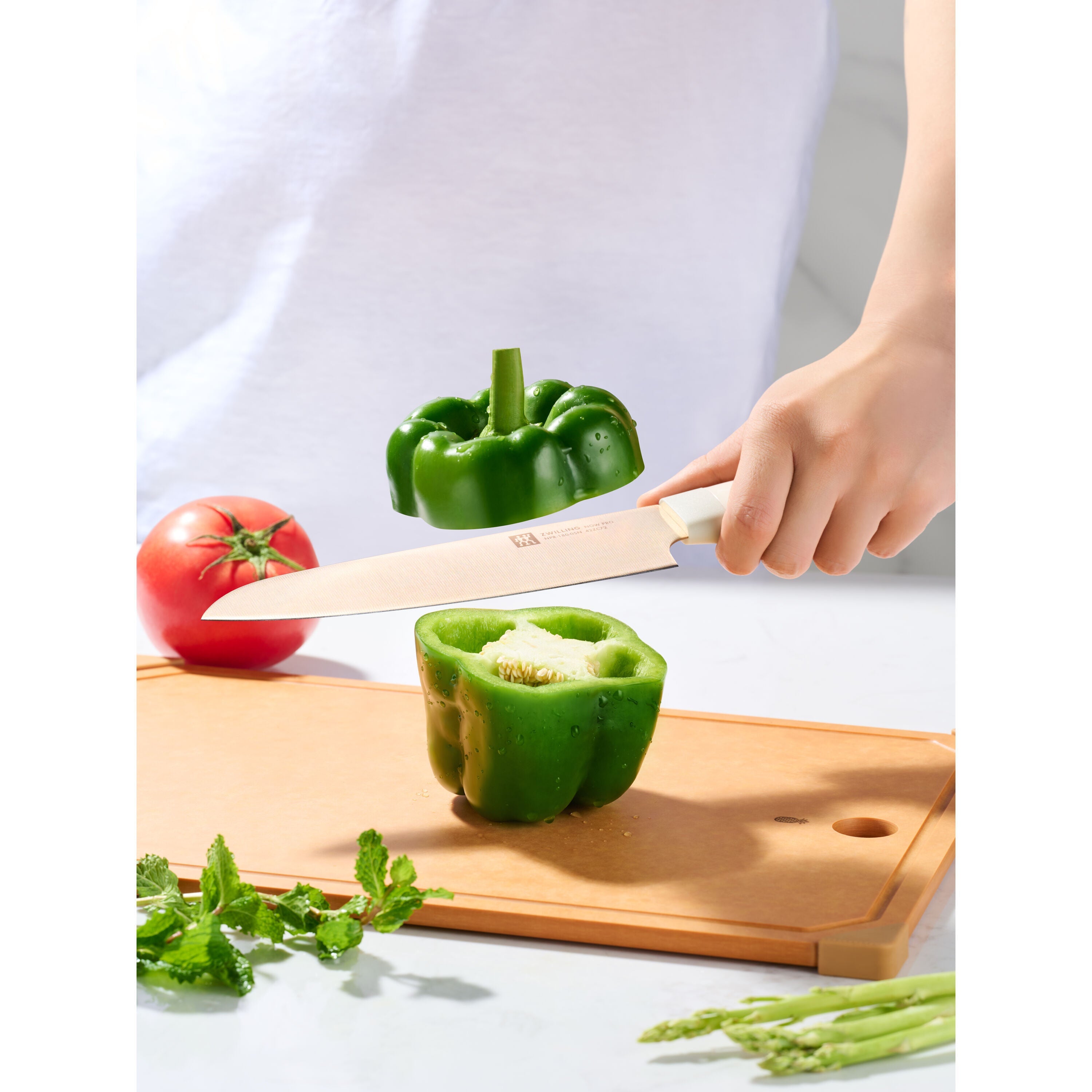 ZWILLING Now Pro 7 Piece, Knife Block Set, White-n/a-DECOROLALA