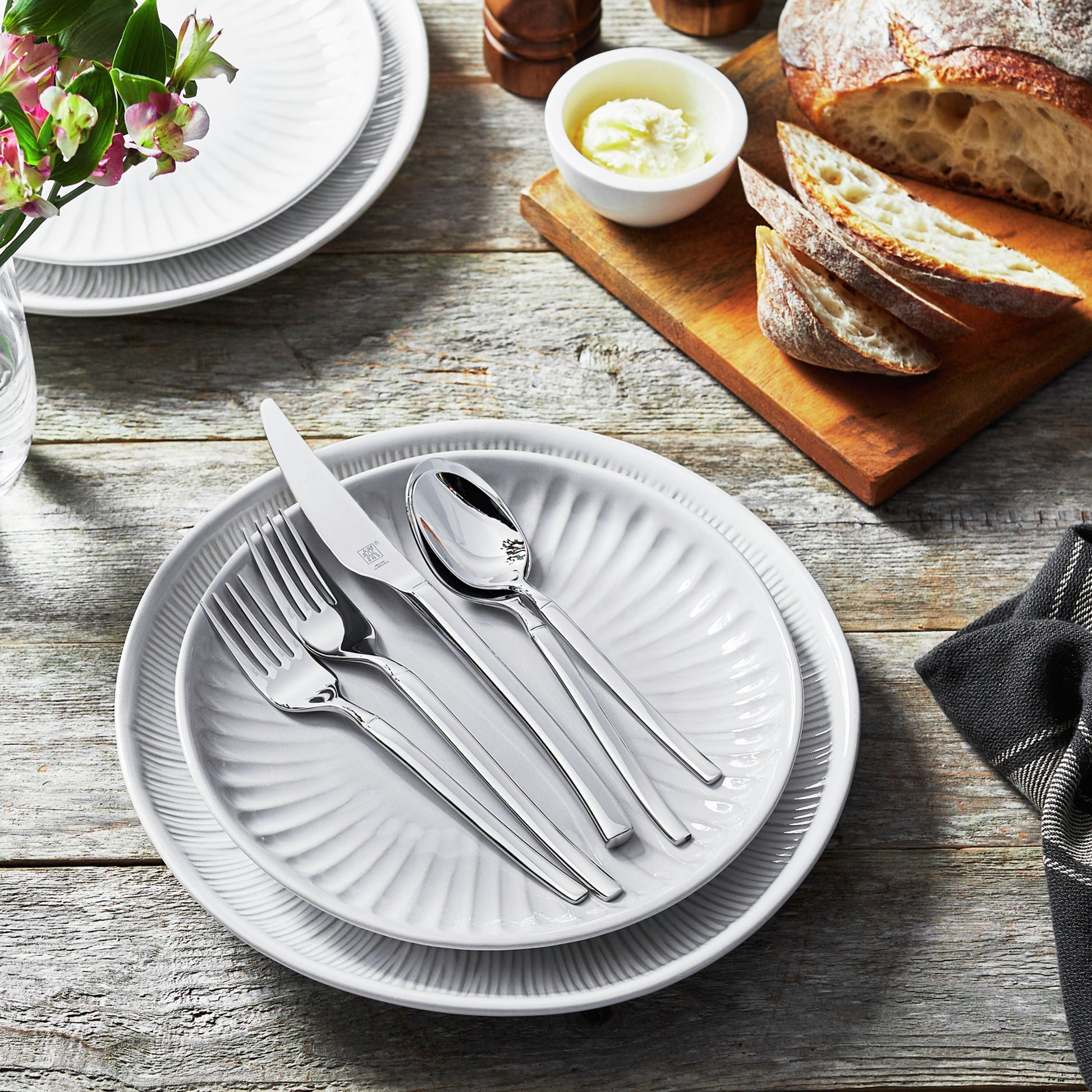 ZWILLING Opus 20pc Flatware Set - Polished Stainless-Flatware Set-DECOROLALA