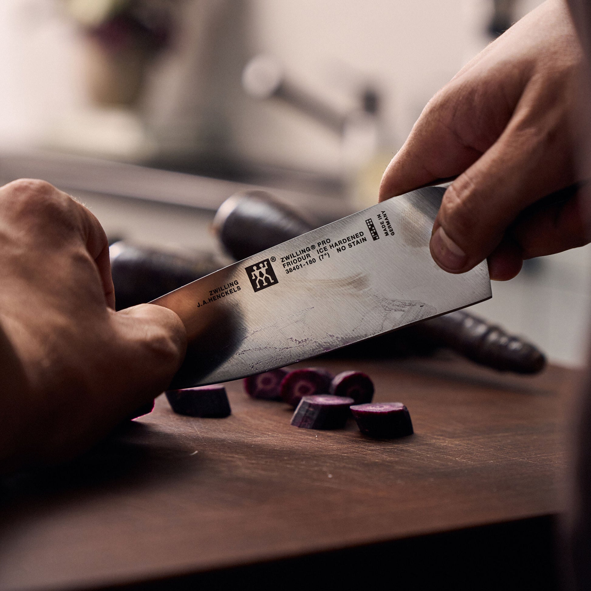 ZWILLING Pro 7 inch Chef's Knife-Chef Knife-DECOROLALA