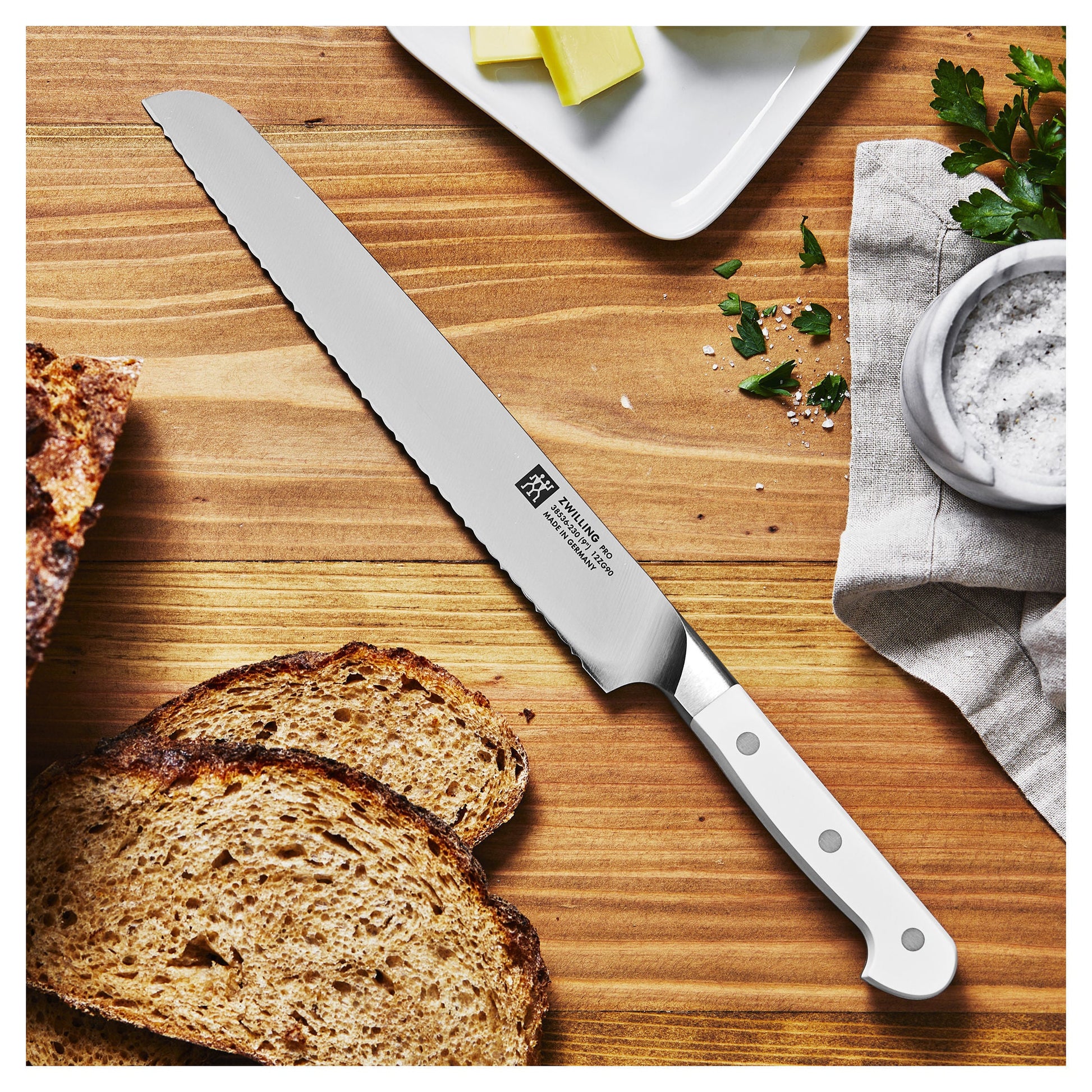 ZWILLING Pro Le Blanc 9 inch Bread Knife-Bread Knife-DECOROLALA