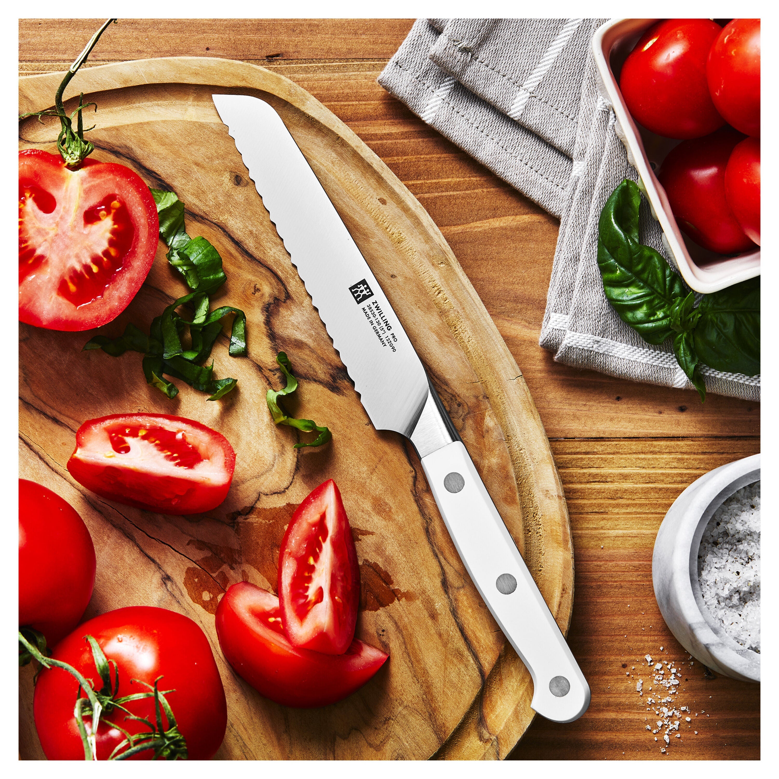 ZWILLING Pro le blanc 5 inch Utility Knife, White-Utility Knife-DECOROLALA