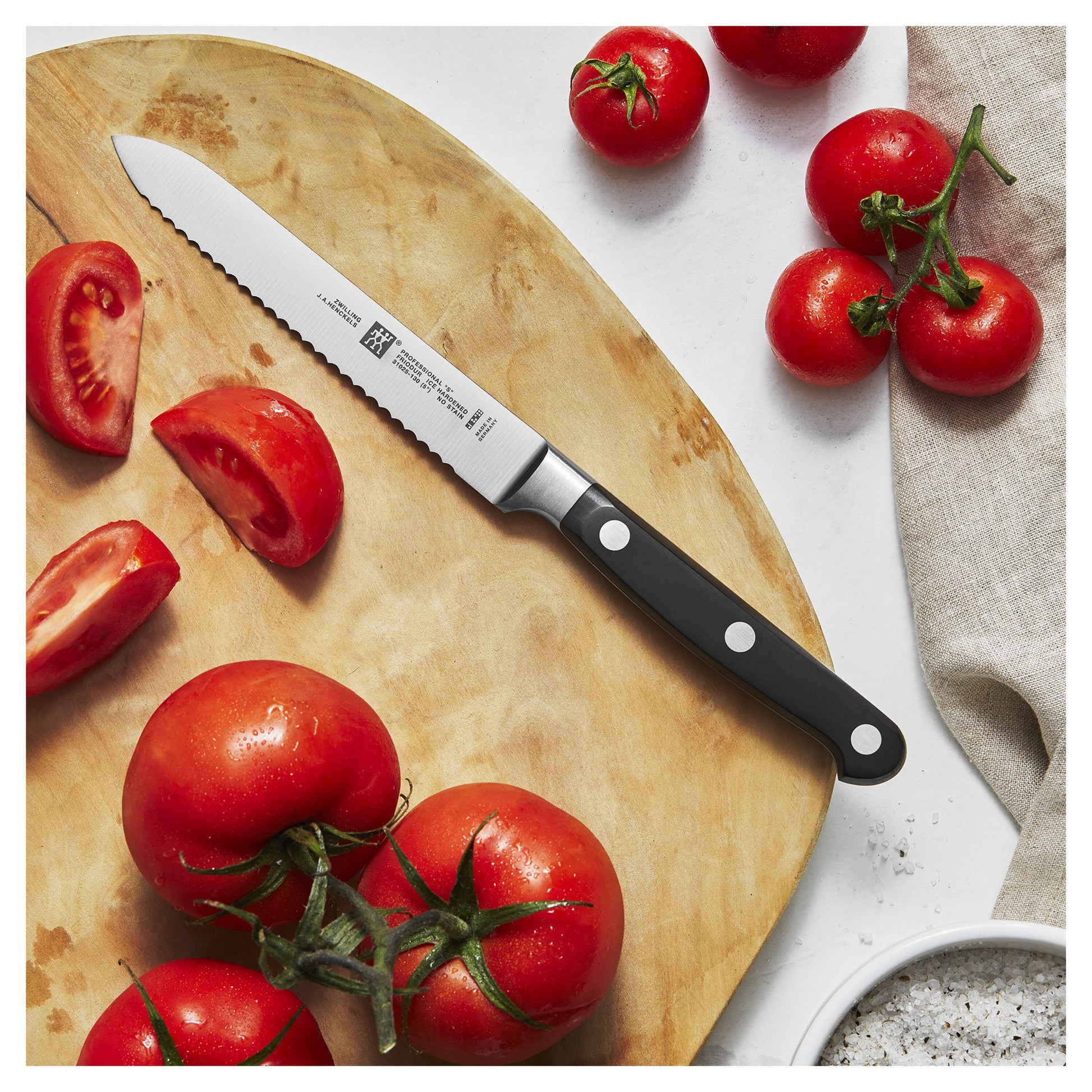 ZWILLING Professional S 5" Serrated Utility Knife-Utility Knife-DECOROLALA